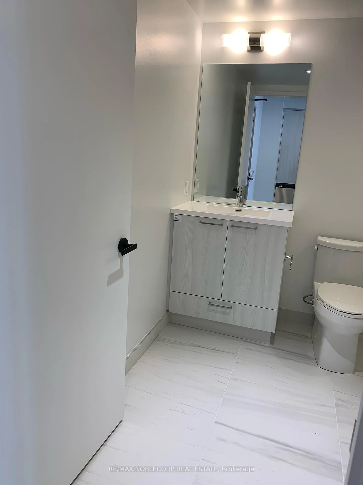 Photo 6 of Unit 3805, 195 Commerce Street, Vaughan, Vaughan Corporate Centre — HOMEH