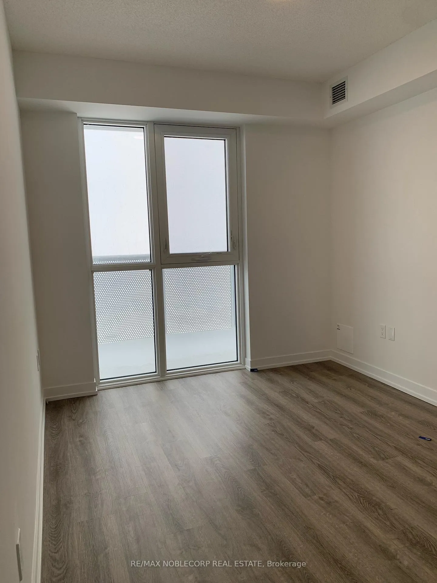 Photo 10 of Unit 3805, 195 Commerce Street, Vaughan, Vaughan Corporate Centre — HOMEH
