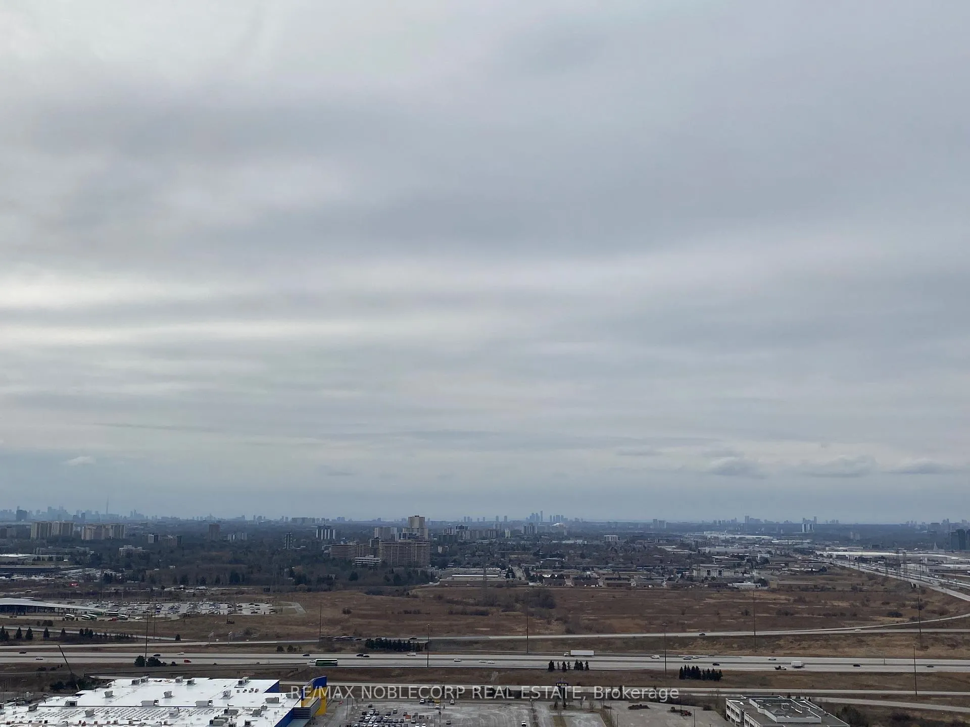 Photo 14 of Unit 3805, 195 Commerce Street, Vaughan, Vaughan Corporate Centre — HOMEH