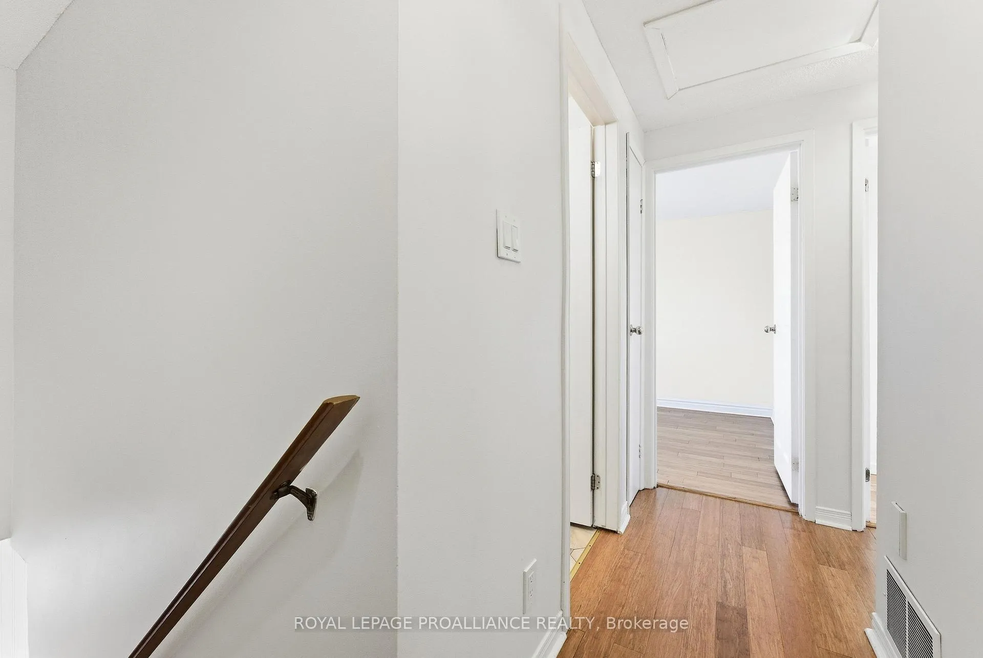 Photo 14 of Unit G, 168G Singleton Drive, Belleville, Belleville Ward — HOMEH