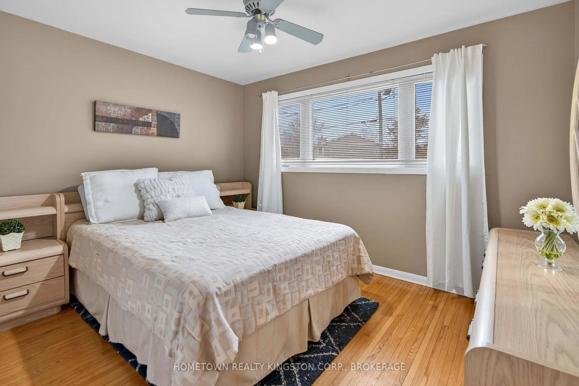 Photo 14 of 656 Carnaby Street, Kingston, South of Taylor-Kidd Blvd — HOMEH