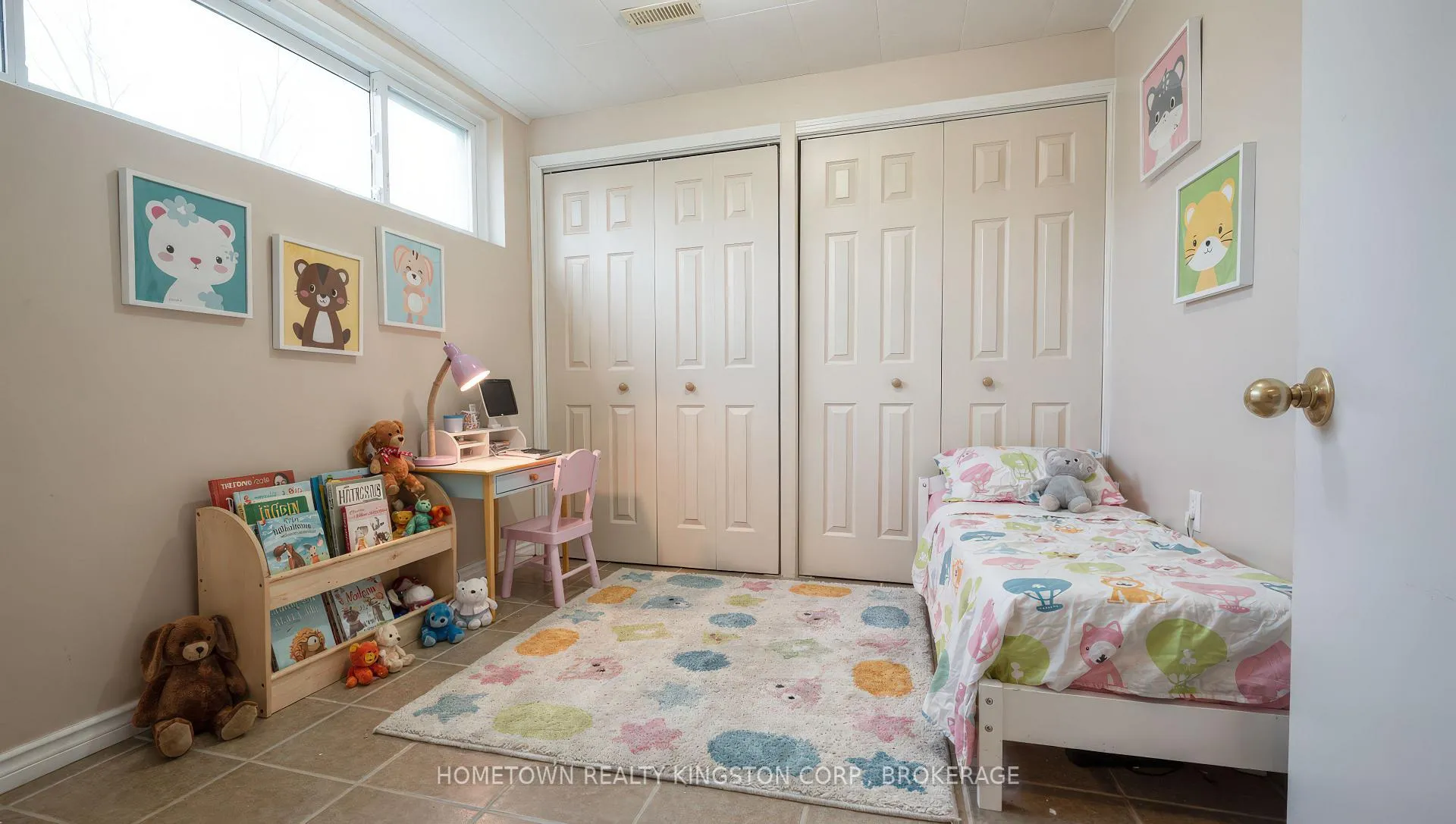 Photo 18 of 656 Carnaby Street, Kingston, South of Taylor-Kidd Blvd — HOMEH
