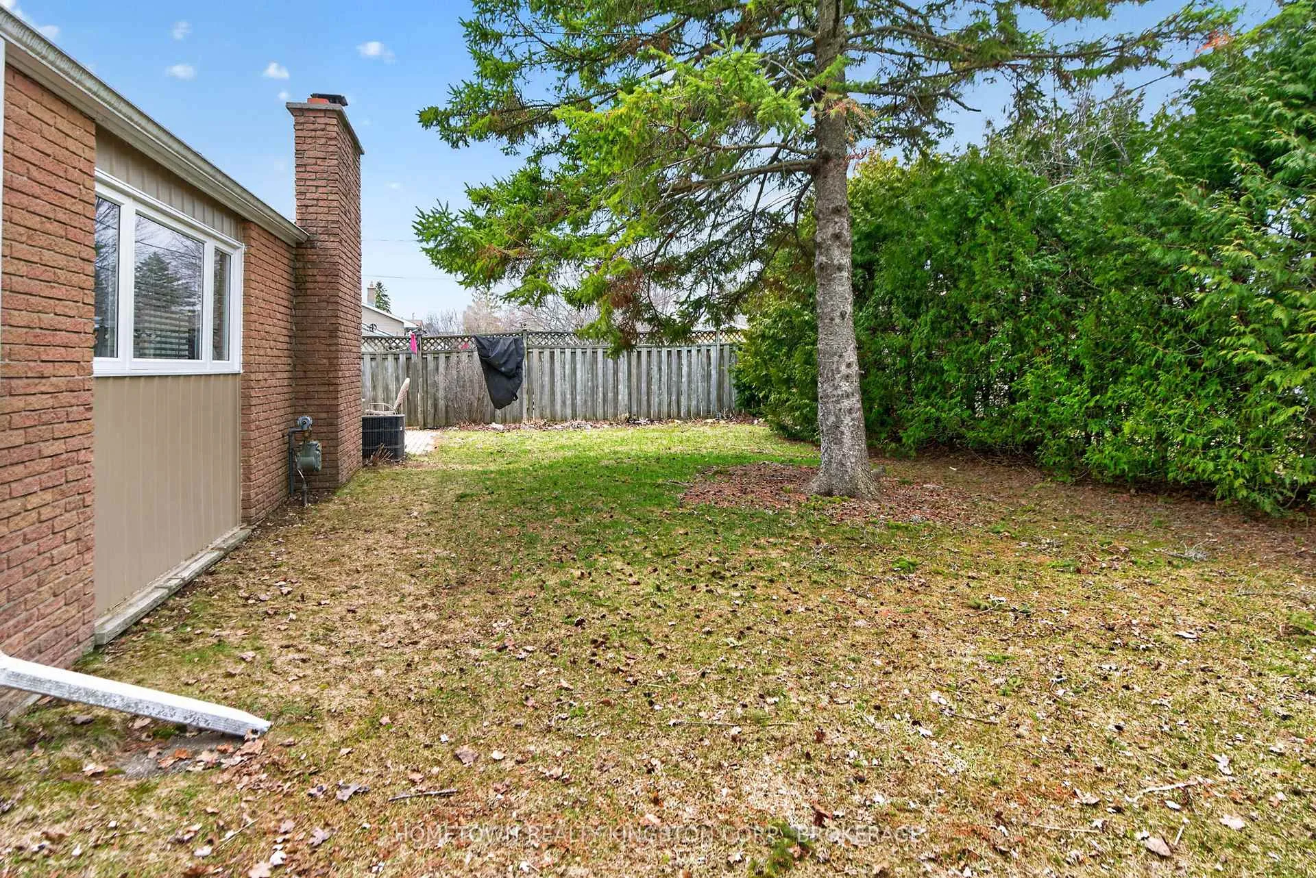 Photo 22 of 656 Carnaby Street, Kingston, South of Taylor-Kidd Blvd — HOMEH