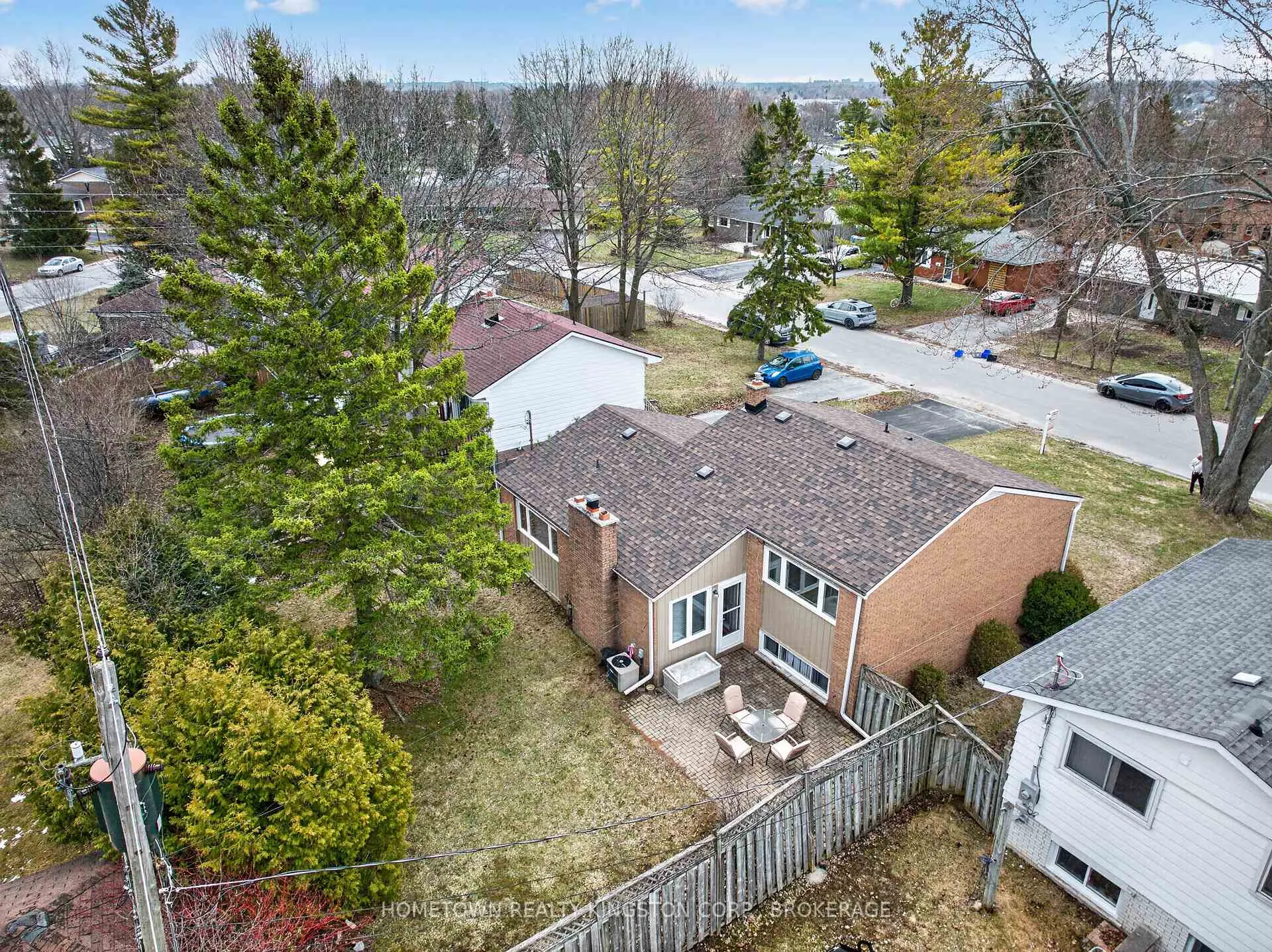 Photo 23 of 656 Carnaby Street, Kingston, South of Taylor-Kidd Blvd — HOMEH
