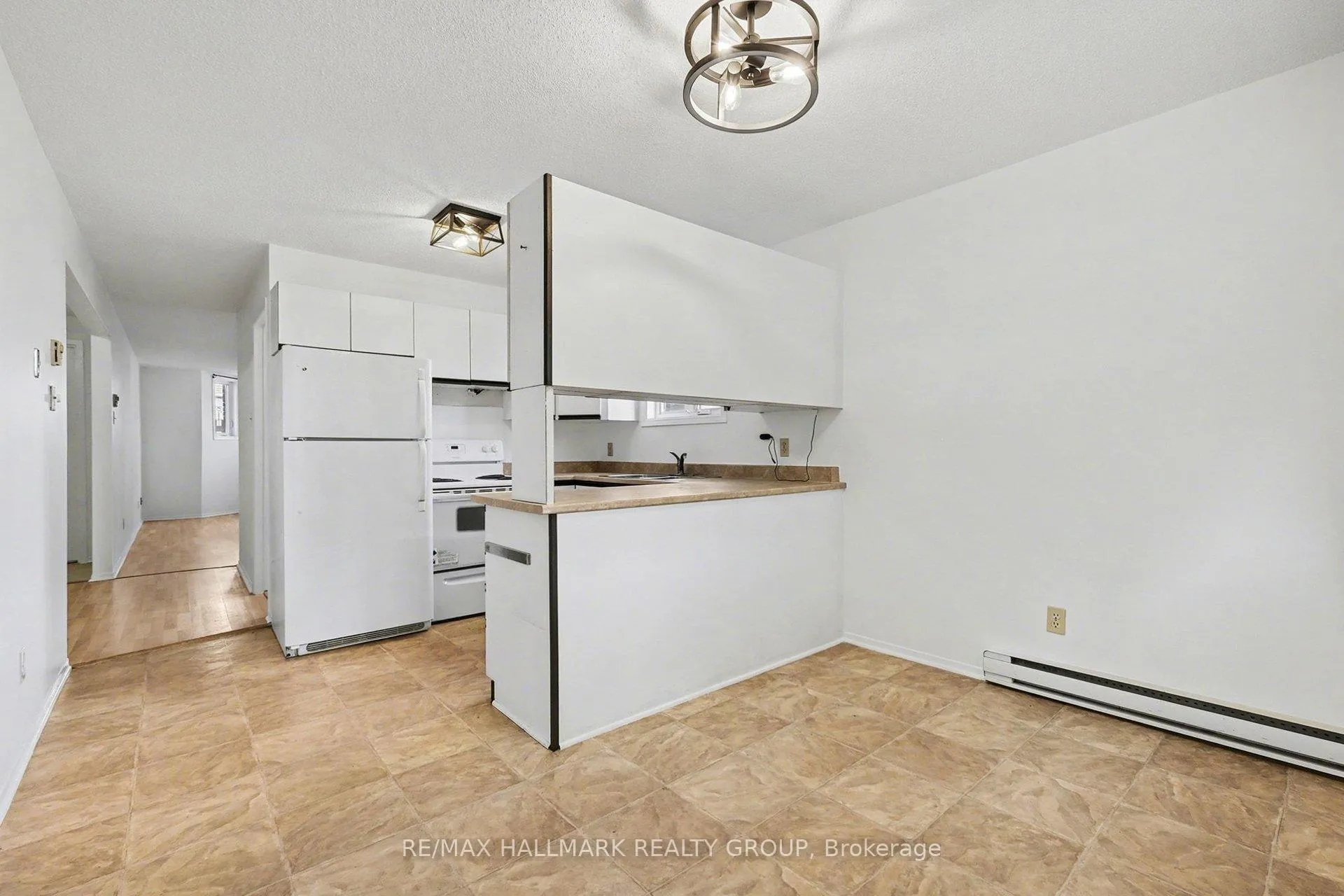 Photo 8 of Unit 1, 112 Barrette Street, Ottawa, Vanier — HOMEH