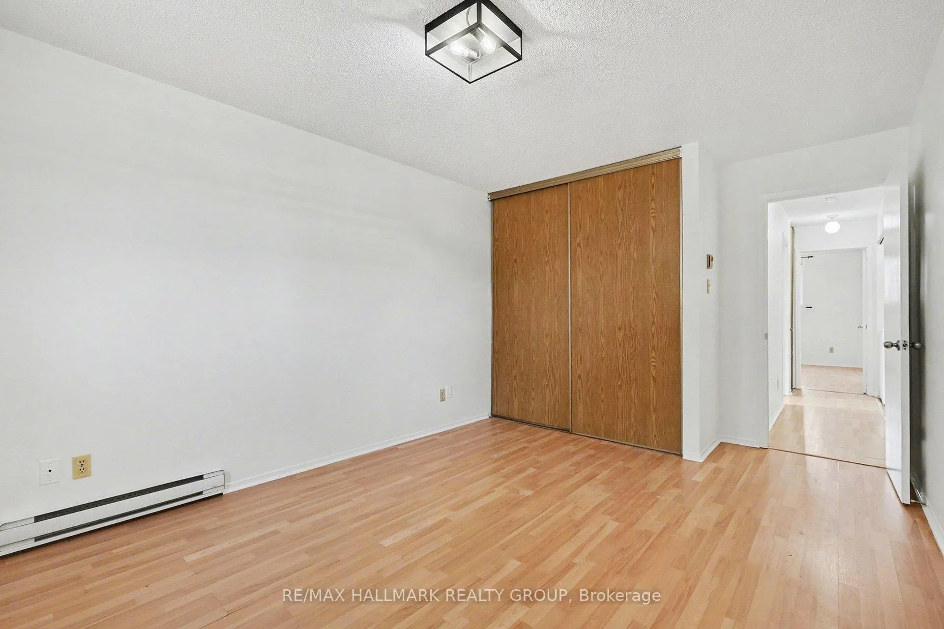 Photo 12 of Unit 1, 112 Barrette Street, Ottawa, Vanier — HOMEH