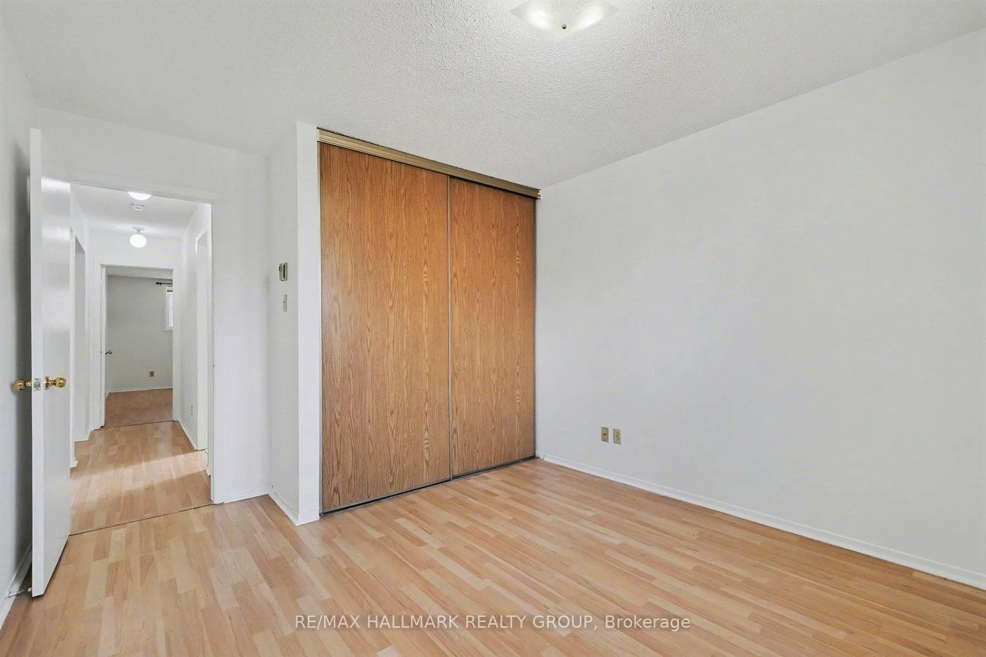 Photo 17 of Unit 1, 112 Barrette Street, Ottawa, Vanier — HOMEH