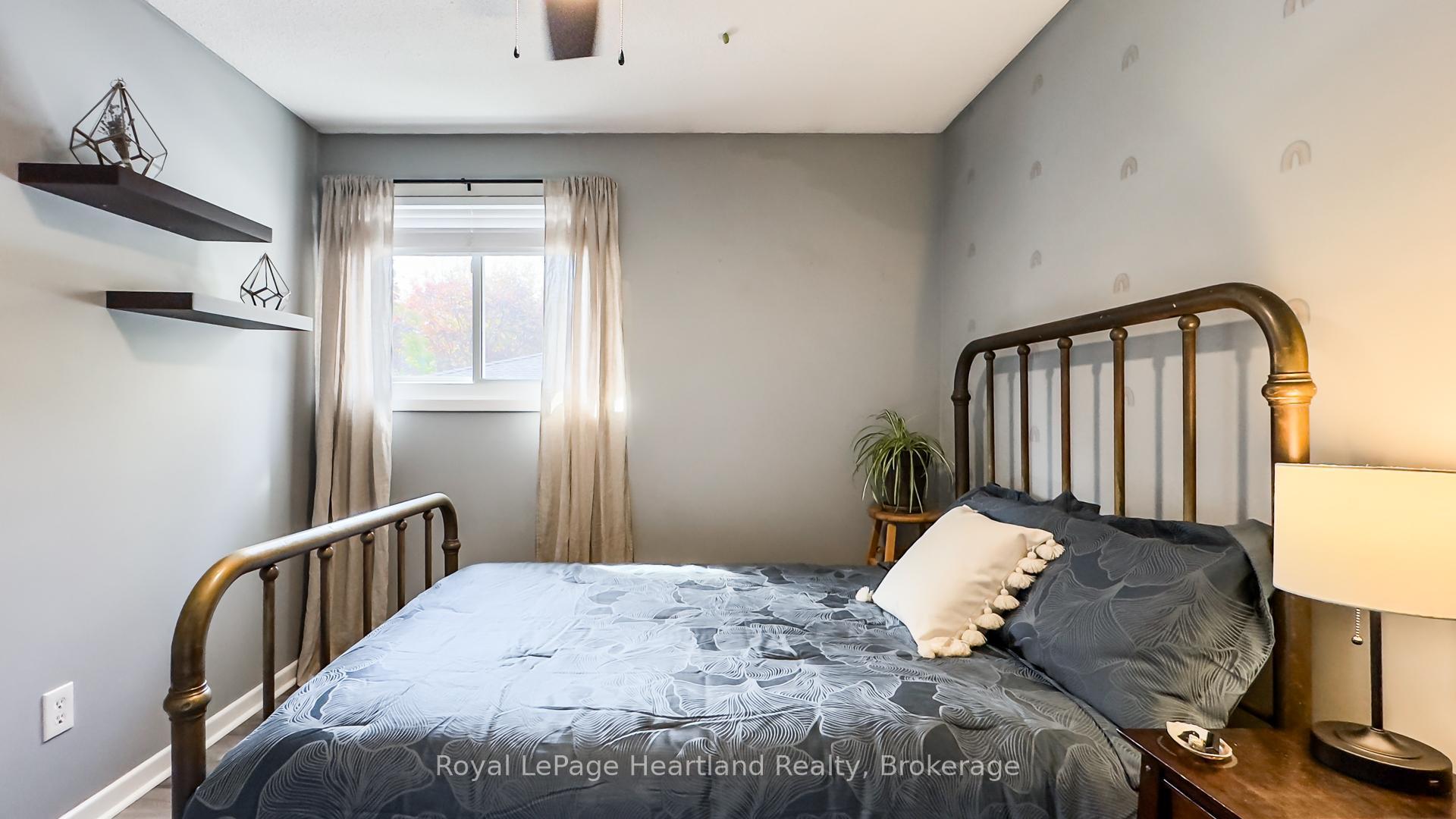 Photo 24 of 138 Sunset Drive, Goderich, Goderich (Town) — HOMEH