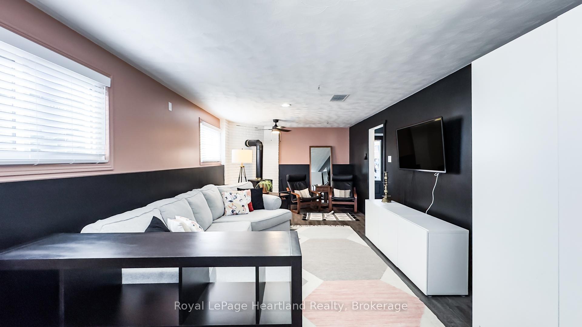 Photo 32 of 138 Sunset Drive, Goderich, Goderich (Town) — HOMEH