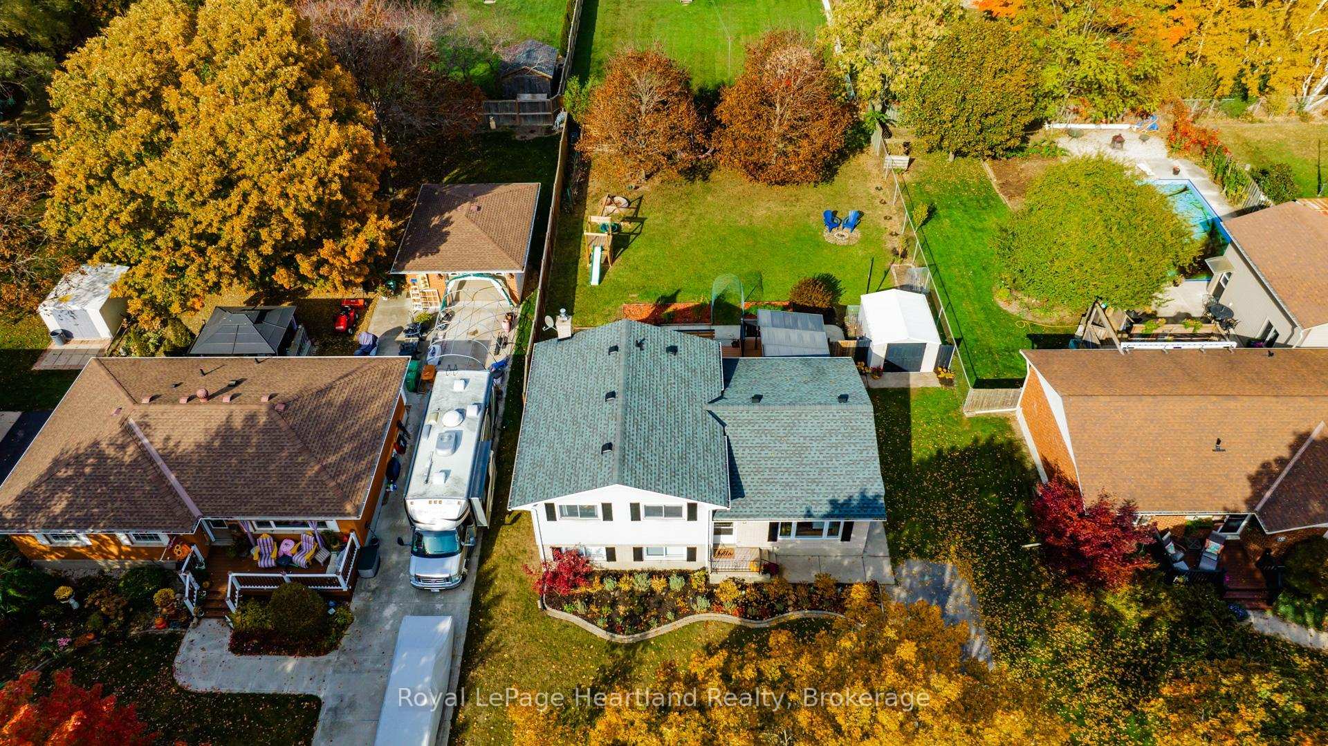 Photo 39 of 138 Sunset Drive, Goderich, Goderich (Town) — HOMEH