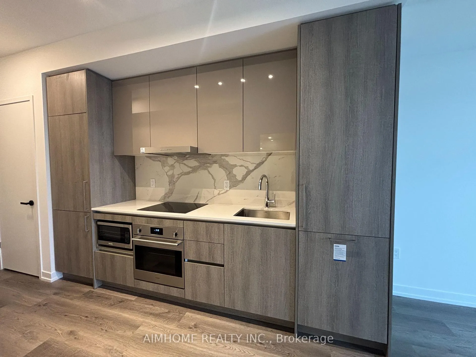 Photo 10 of Unit 4502, 195 Commerce Street, Vaughan, Vaughan Corporate Centre — HOMEH