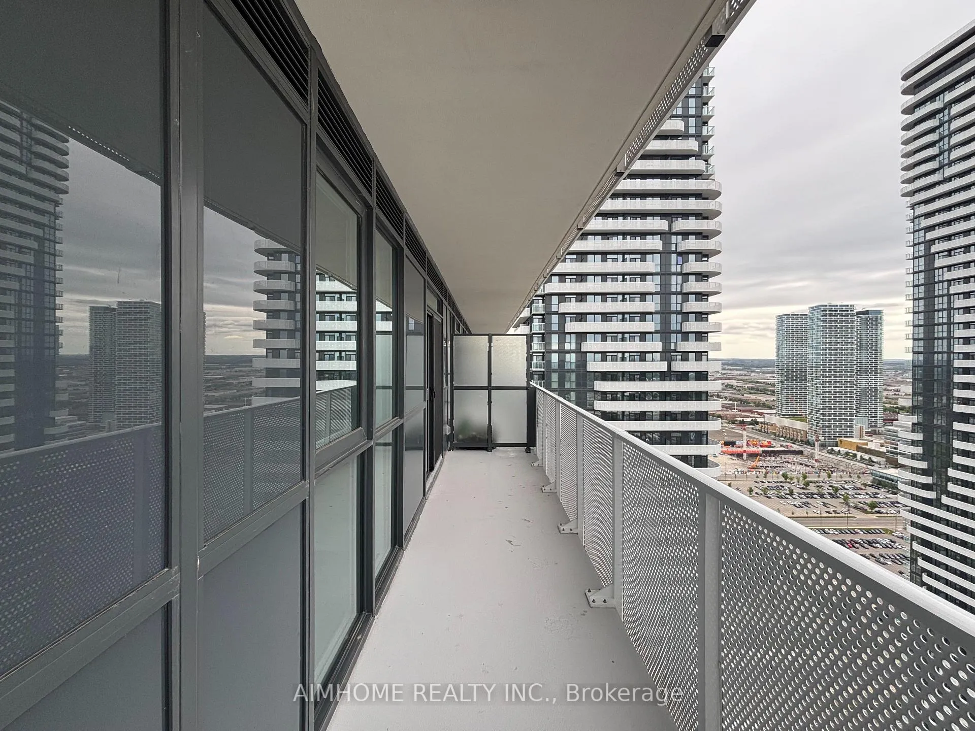 Photo 19 of Unit 4502, 195 Commerce Street, Vaughan, Vaughan Corporate Centre — HOMEH