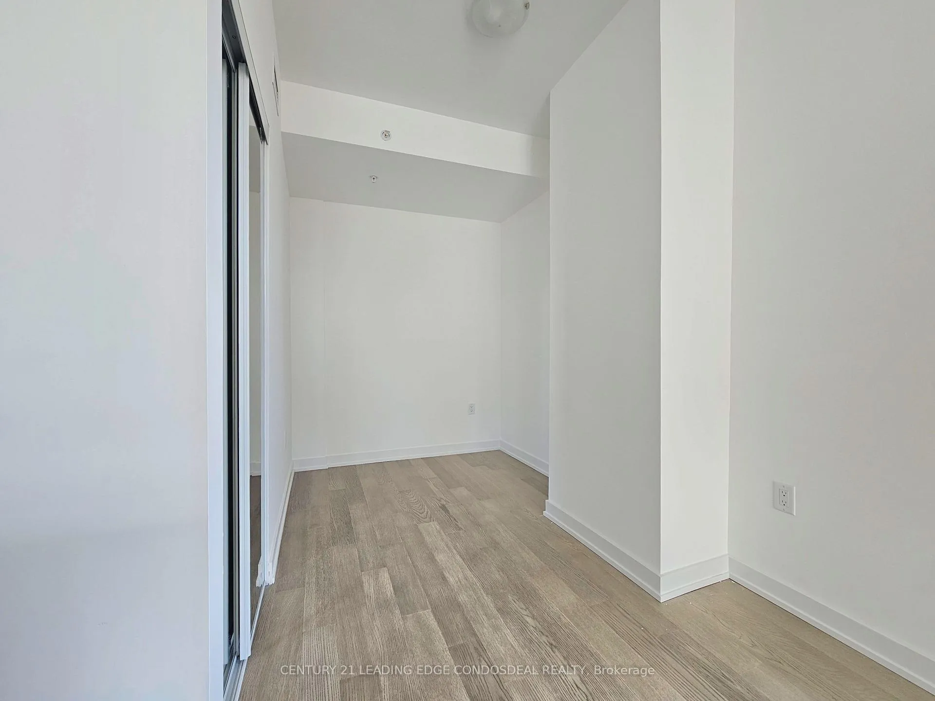 Photo 7 of Unit 21, 188 Angus Drive, Ajax, Central — HOMEH