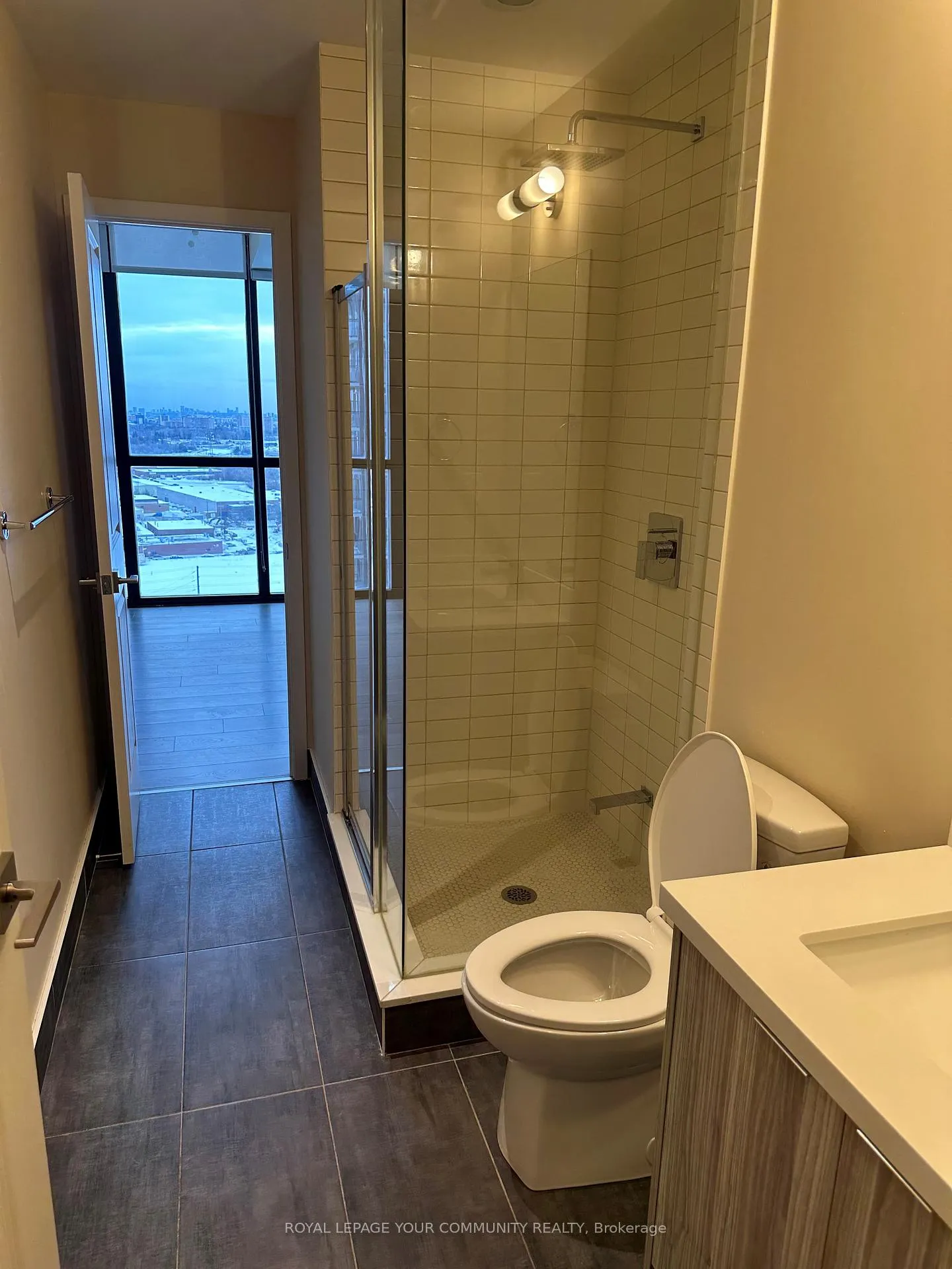 Photo 16 of Unit 1702, 2916 Highway 7 Road E, Vaughan, Vaughan Corporate Centre — HOMEH