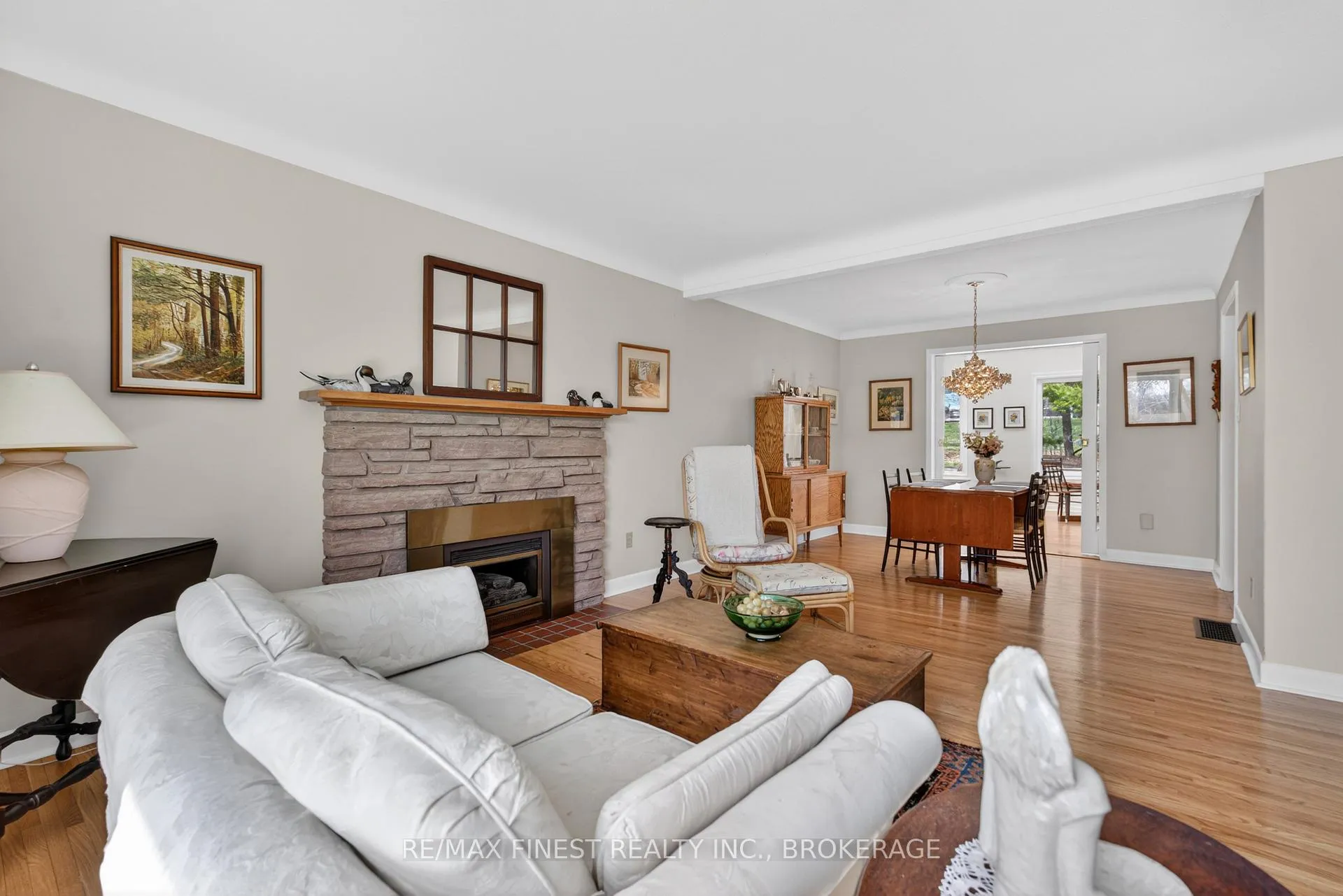 Photo 6 of 4 Edgewood Road, Loyalist, Lennox and Addington - South — HOMEH
