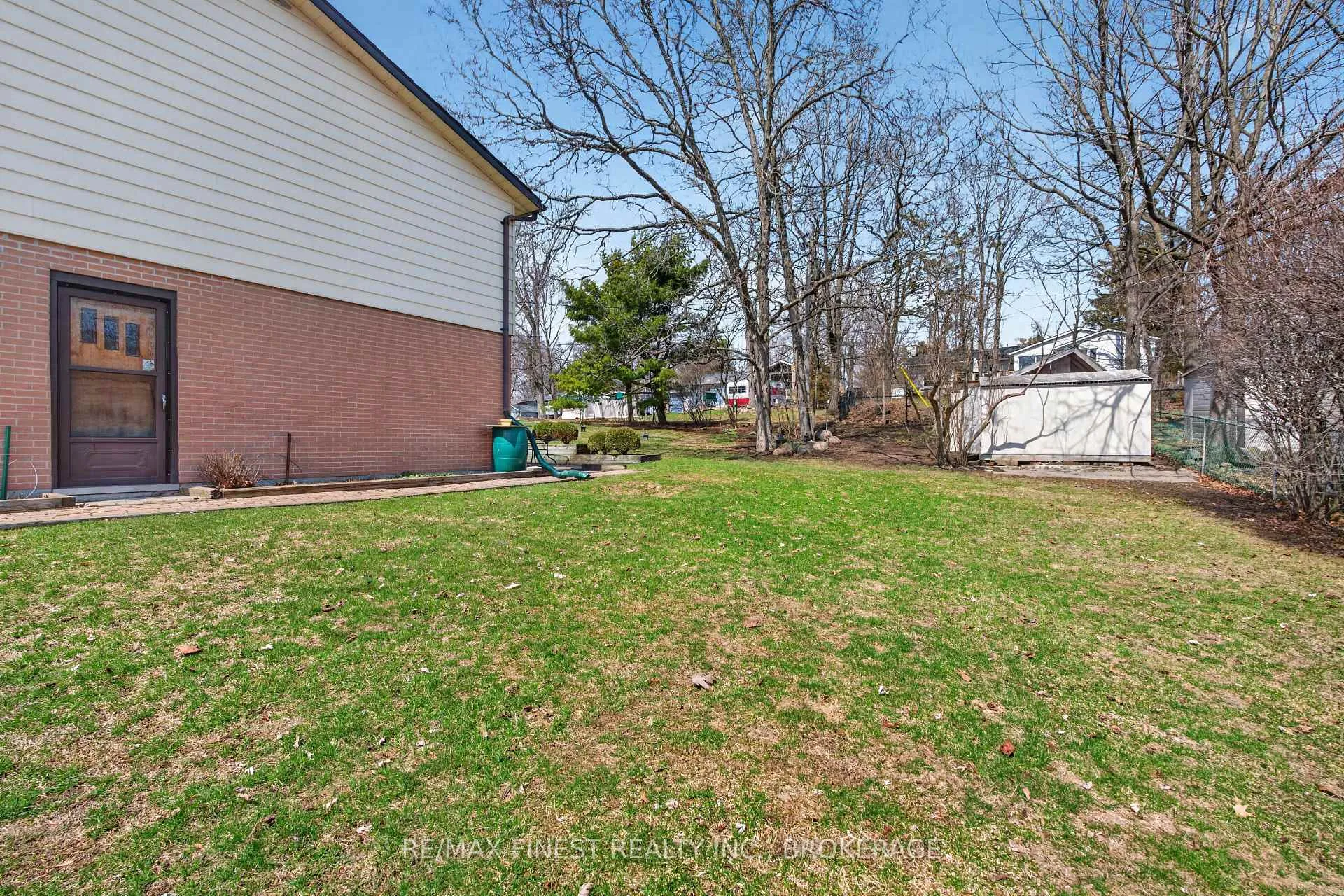 Photo 29 of 4 Edgewood Road, Loyalist, Lennox and Addington - South — HOMEH