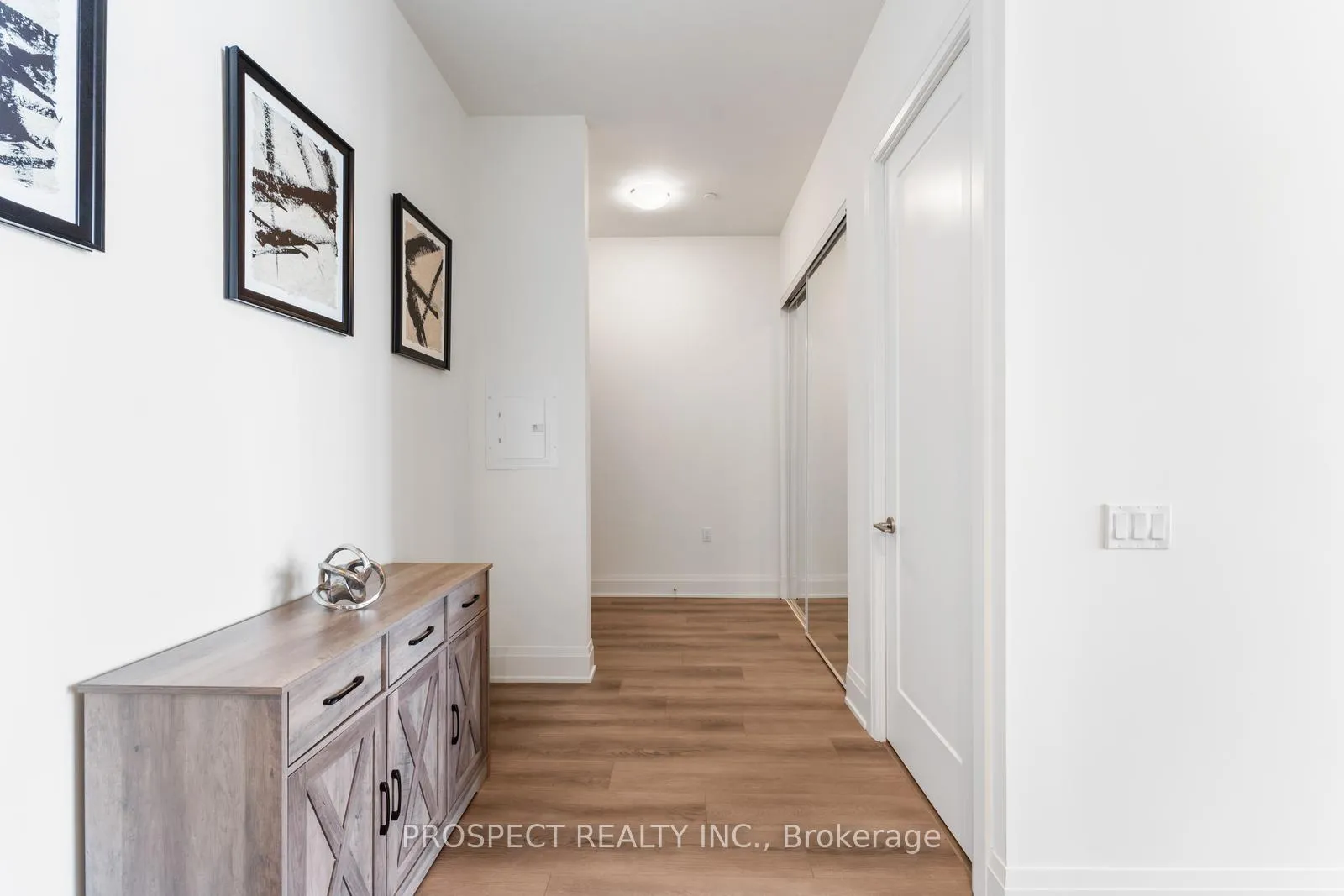 Photo 8 of Unit 708, 9000 Jane Street, Vaughan, Vellore Village — HOMEH
