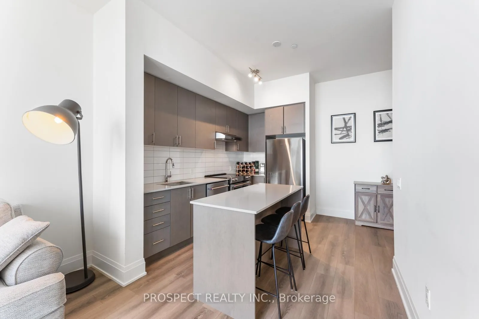Photo 11 of Unit 708, 9000 Jane Street, Vaughan, Vellore Village — HOMEH