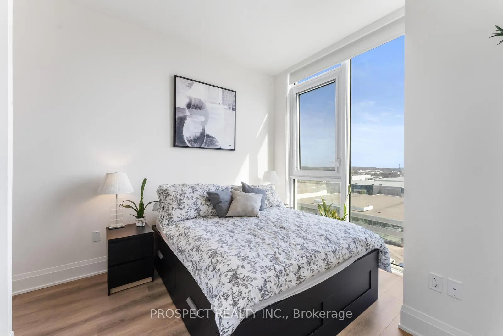 Photo 21 of Unit 708, 9000 Jane Street, Vaughan, Vellore Village — HOMEH