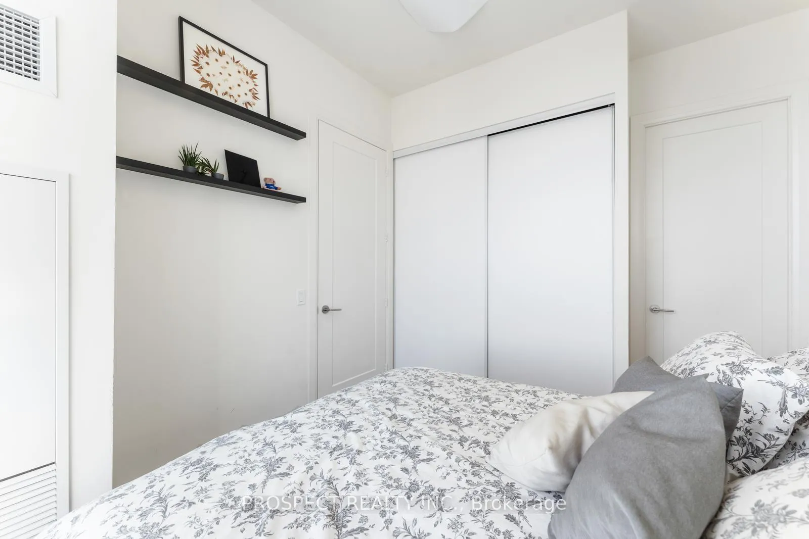 Photo 22 of Unit 708, 9000 Jane Street, Vaughan, Vellore Village — HOMEH