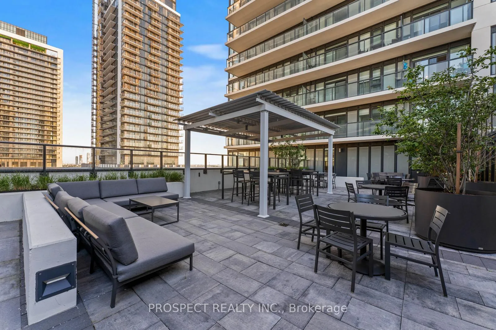 Photo 42 of Unit 708, 9000 Jane Street, Vaughan, Vellore Village — HOMEH