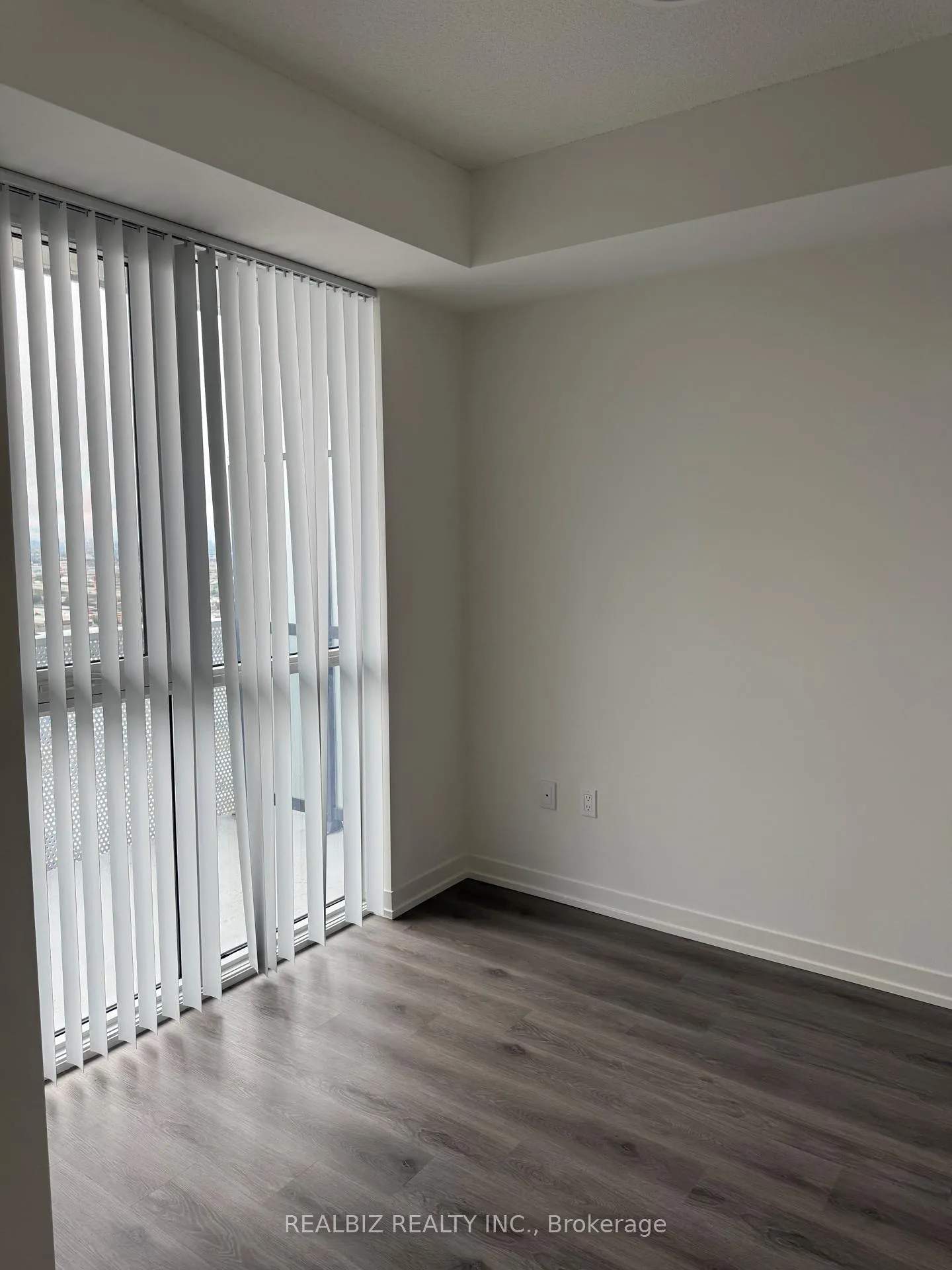 Photo 24 of Unit 3506, 28 Interchange Way, Vaughan, Vaughan Corporate Centre — HOMEH