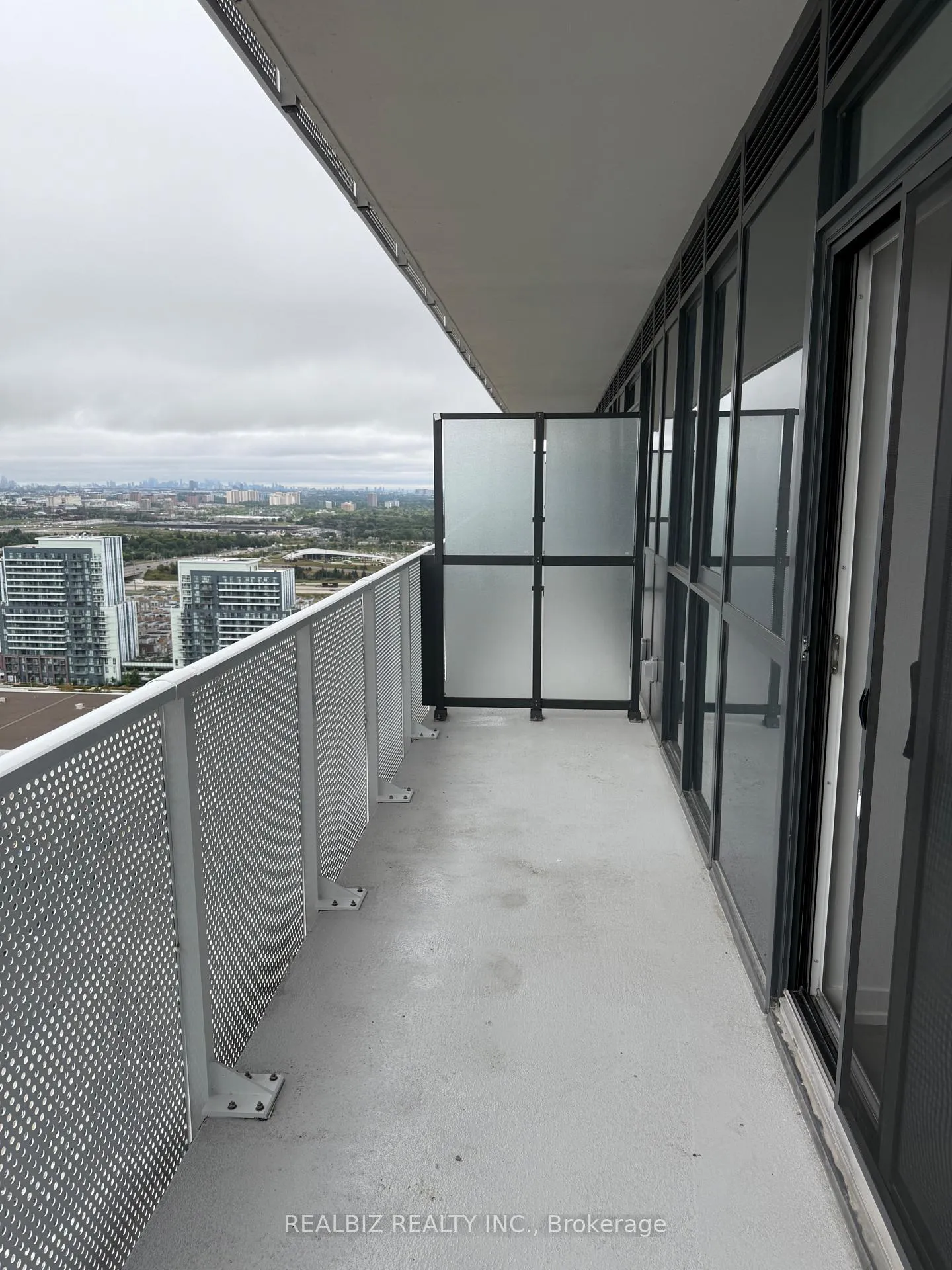 Photo 29 of Unit 3506, 28 Interchange Way, Vaughan, Vaughan Corporate Centre — HOMEH