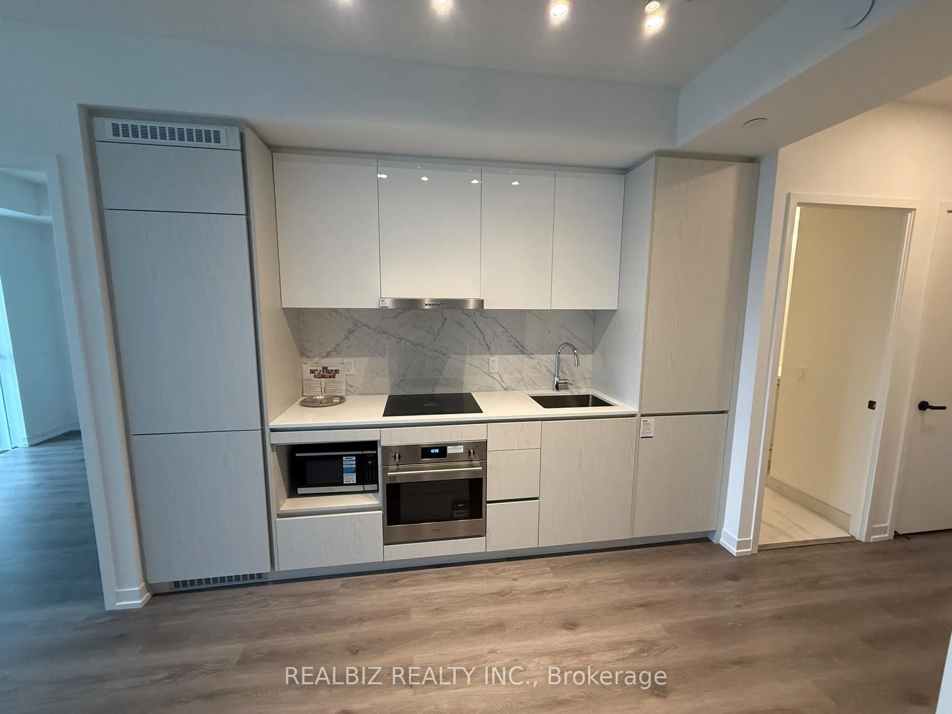 Photo 35 of Unit 3506, 28 Interchange Way, Vaughan, Vaughan Corporate Centre — HOMEH