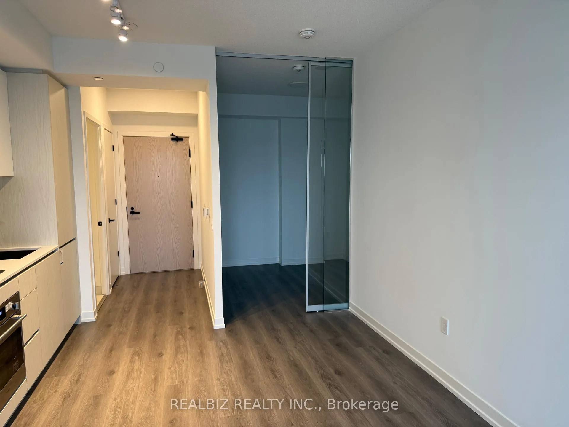 Photo 38 of Unit 3506, 28 Interchange Way, Vaughan, Vaughan Corporate Centre — HOMEH