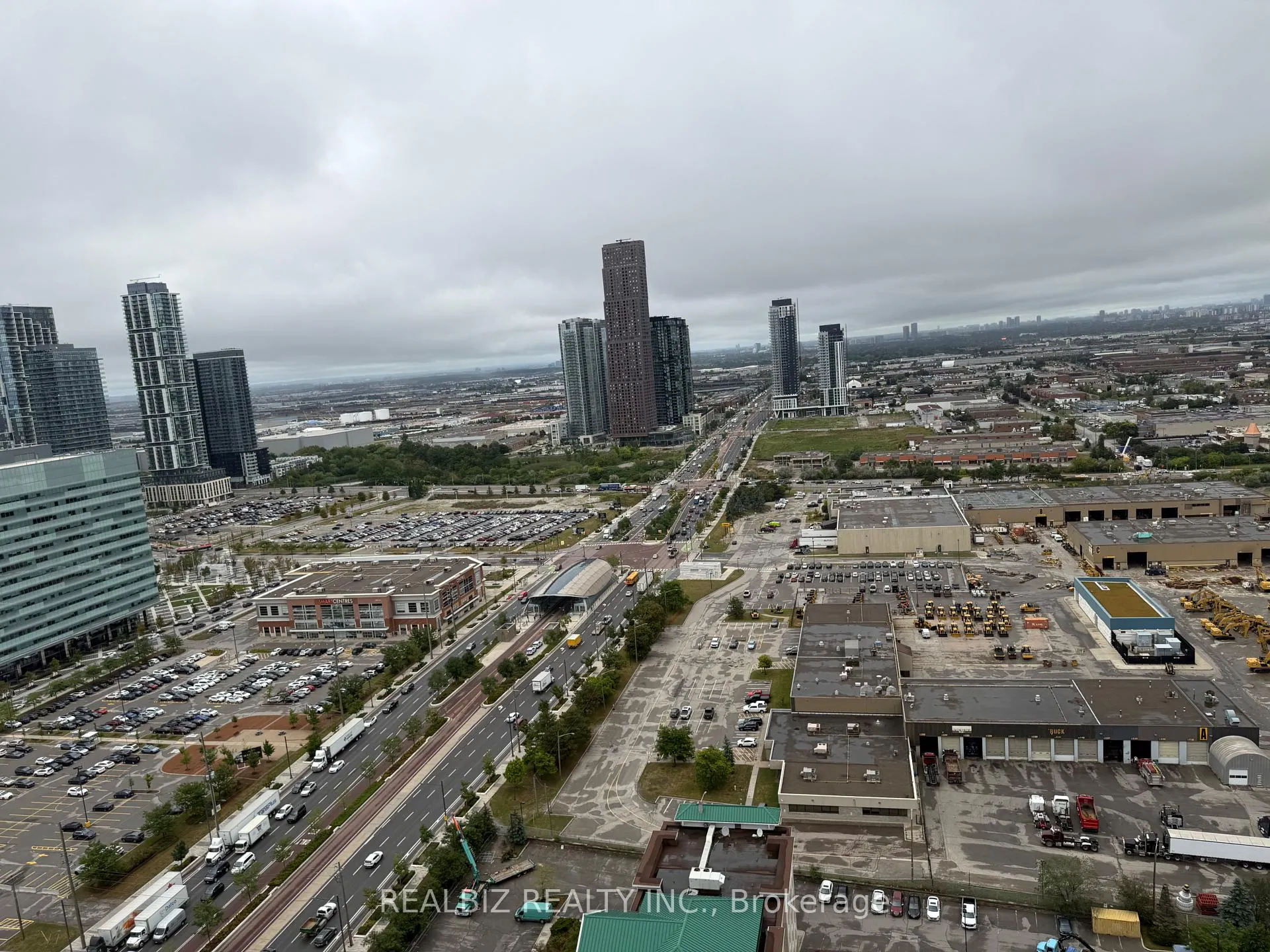 Photo 47 of Unit 3506, 28 Interchange Way, Vaughan, Vaughan Corporate Centre — HOMEH