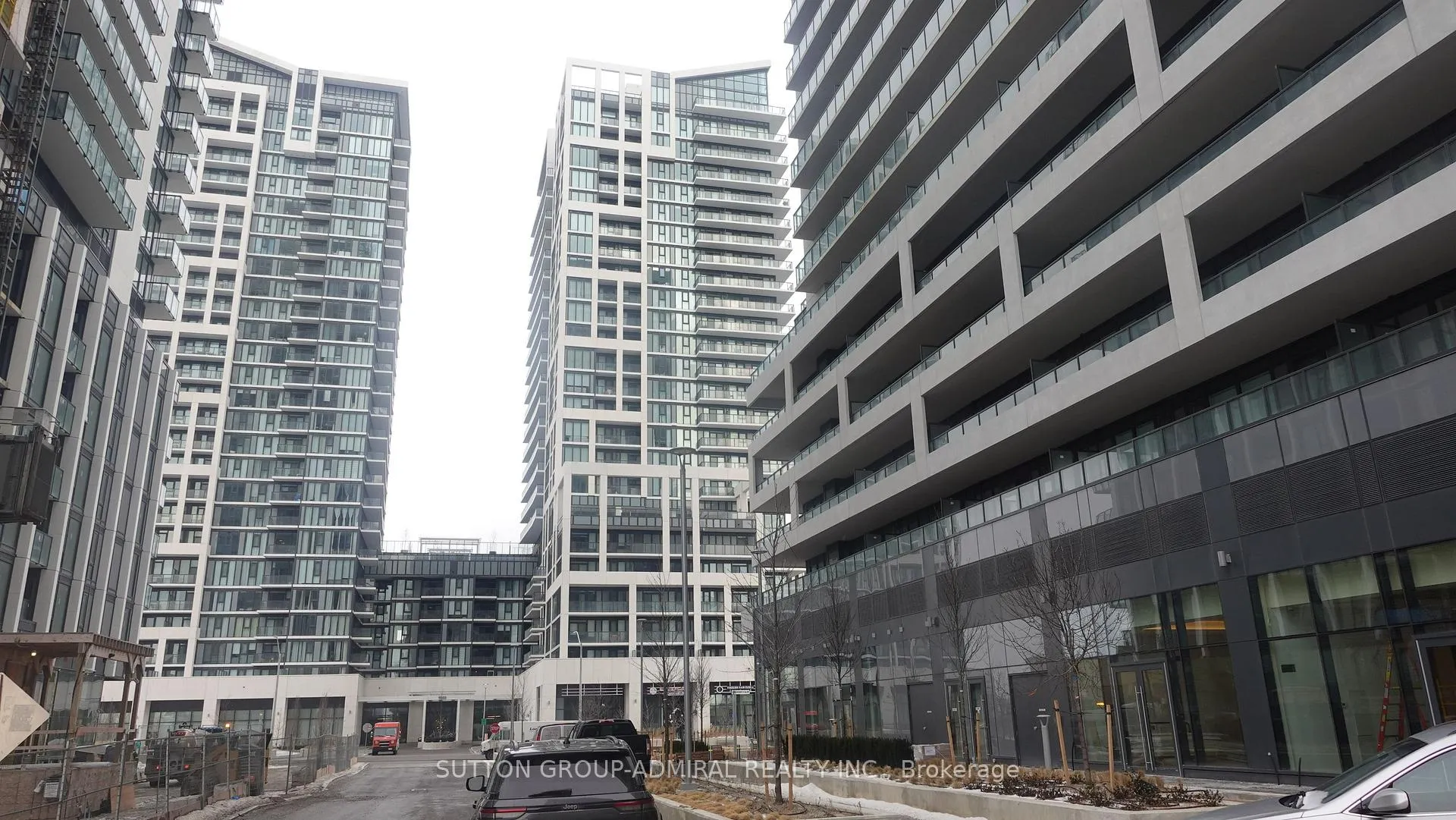 Photo 1 of Unit 907, 8960 Jane Street E, Vaughan, Vellore Village — HOMEH
