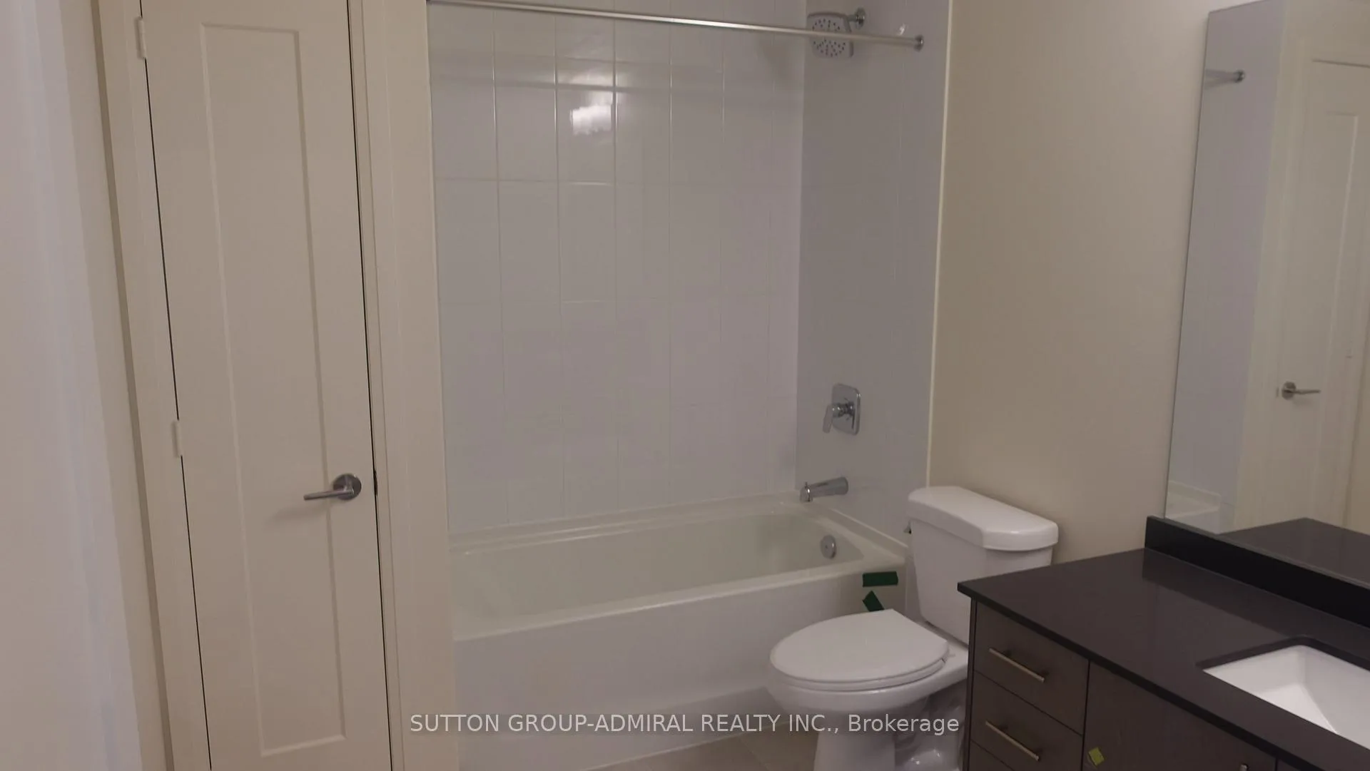 Photo 15 of Unit 907, 8960 Jane Street E, Vaughan, Vellore Village — HOMEH