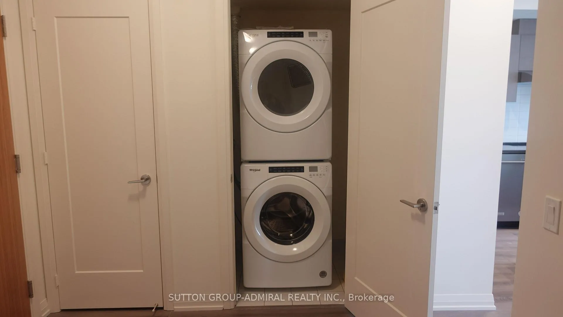 Photo 16 of Unit 907, 8960 Jane Street E, Vaughan, Vellore Village — HOMEH