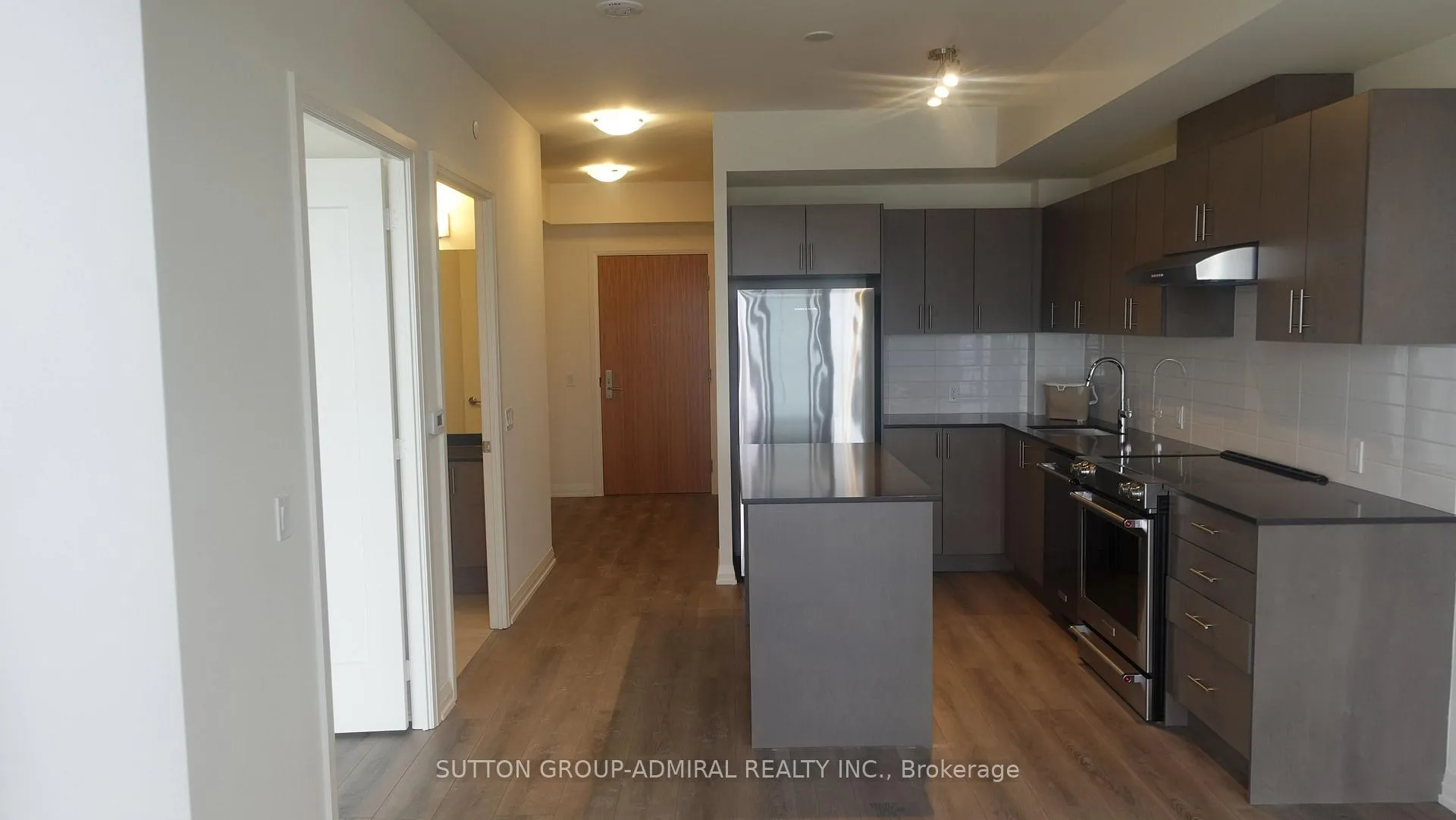 Photo 17 of Unit 907, 8960 Jane Street E, Vaughan, Vellore Village — HOMEH