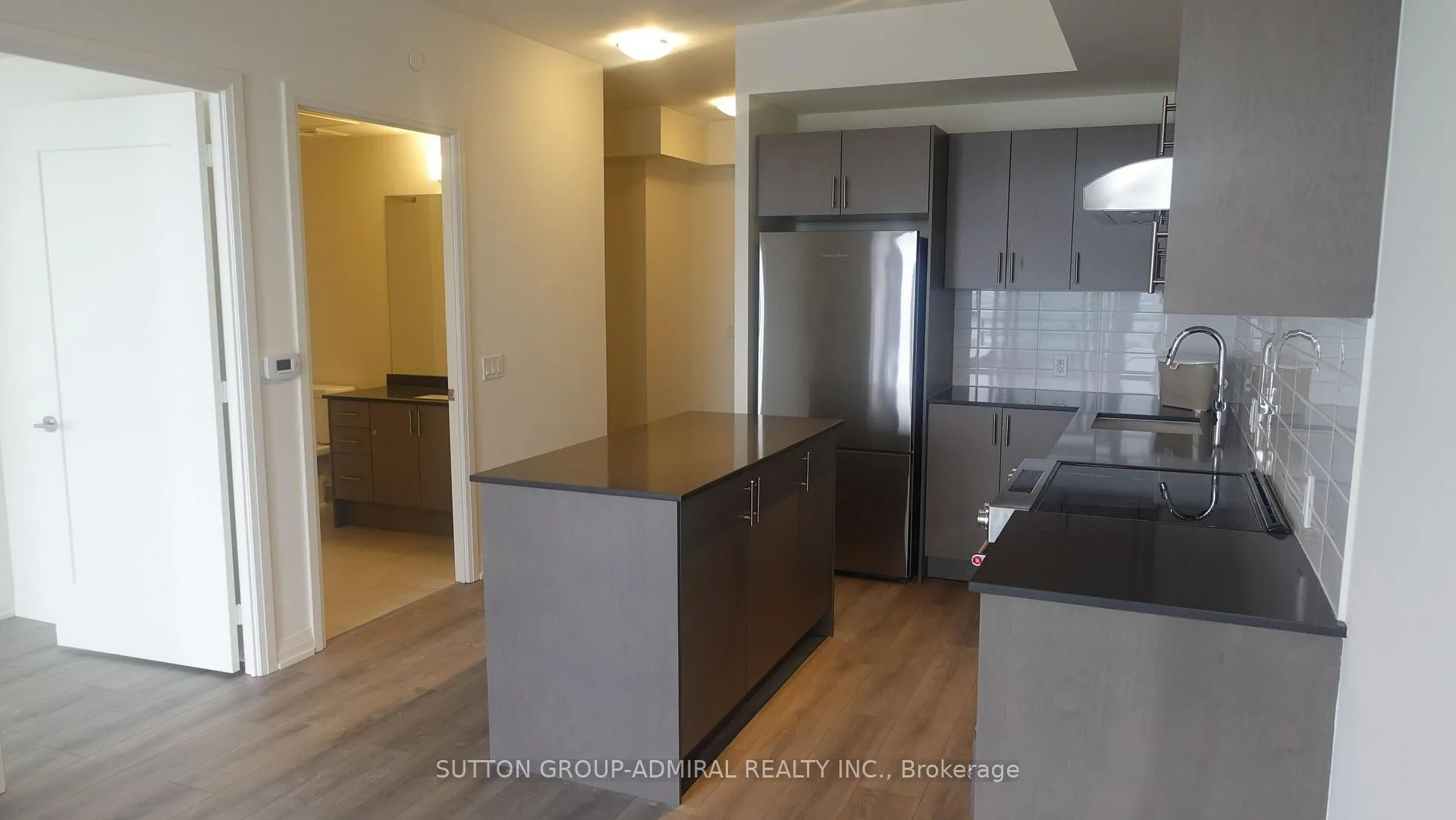 Photo 18 of Unit 907, 8960 Jane Street E, Vaughan, Vellore Village — HOMEH