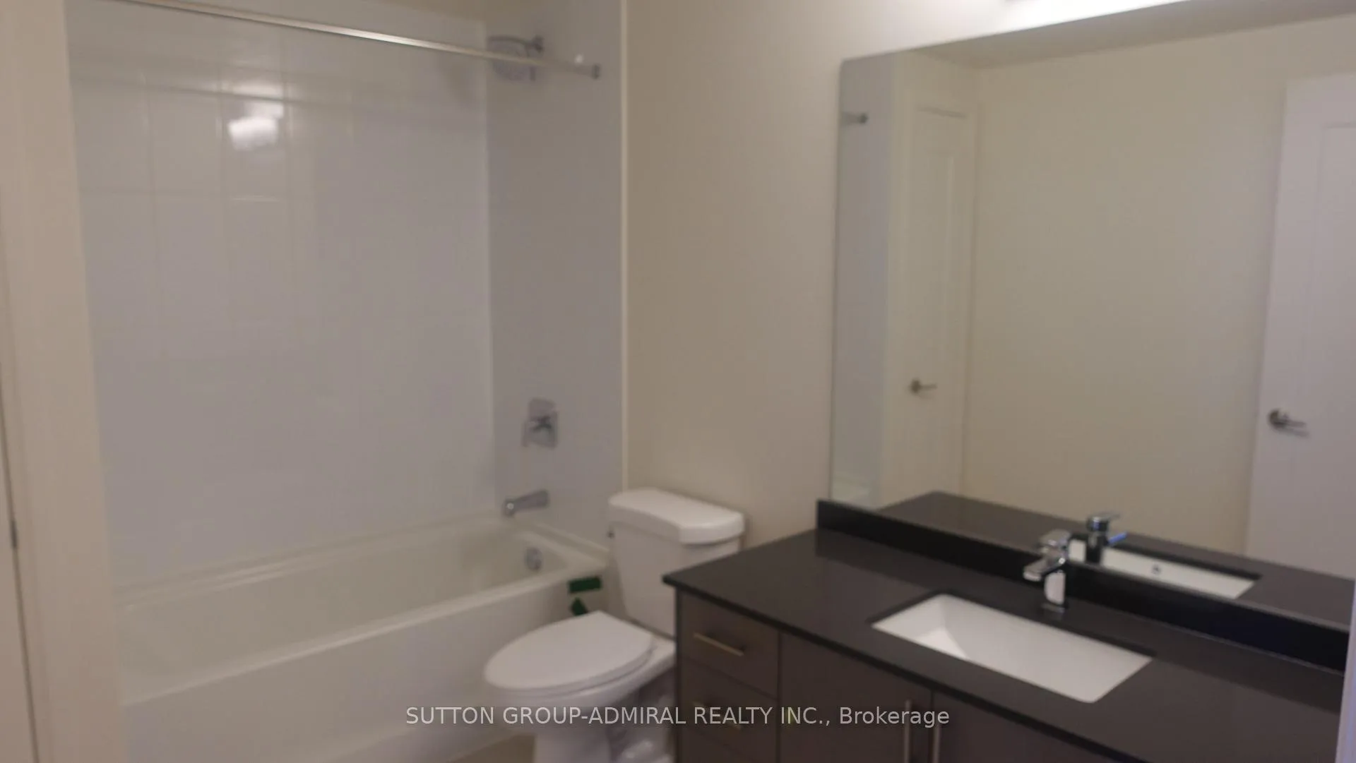 Photo 19 of Unit 907, 8960 Jane Street E, Vaughan, Vellore Village — HOMEH