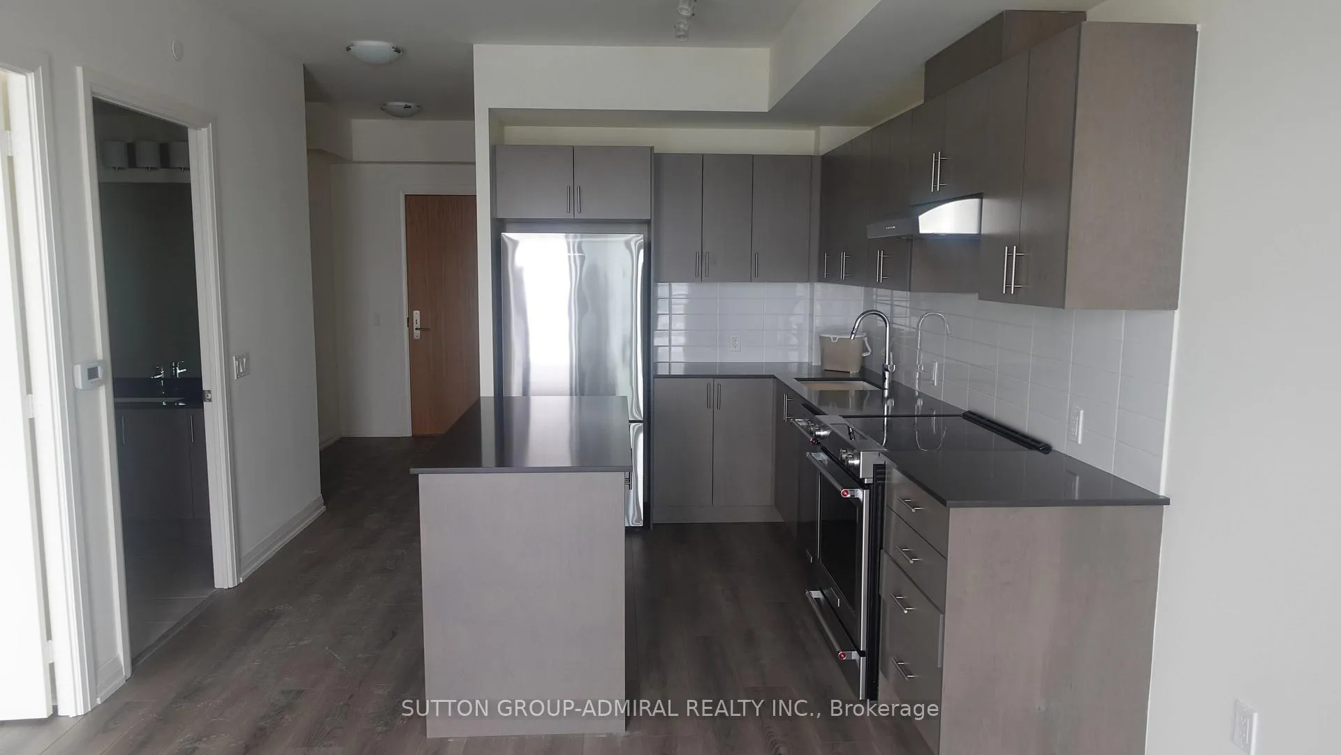 Photo 20 of Unit 907, 8960 Jane Street E, Vaughan, Vellore Village — HOMEH