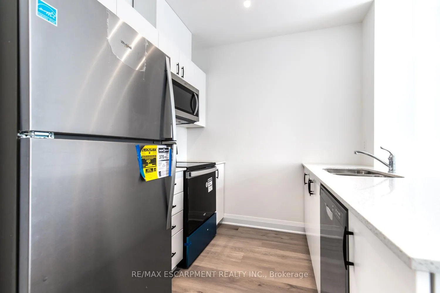 Photo 10 of Unit 503, 1936 Rymal Road, Hamilton, Stoney Creek — HOMEH