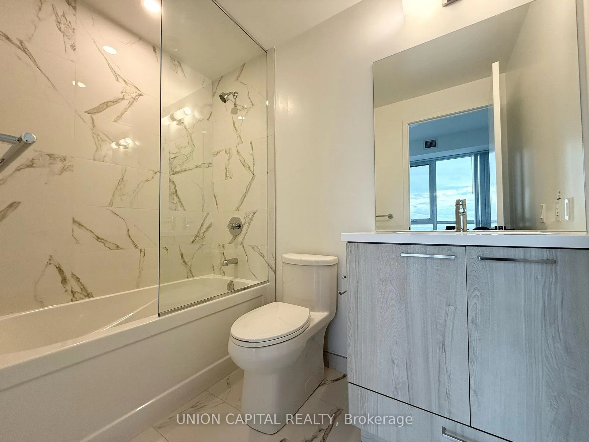 Photo 14 of Unit 1809, 225 Commerce Street, Vaughan, Vaughan Corporate Centre — HOMEH