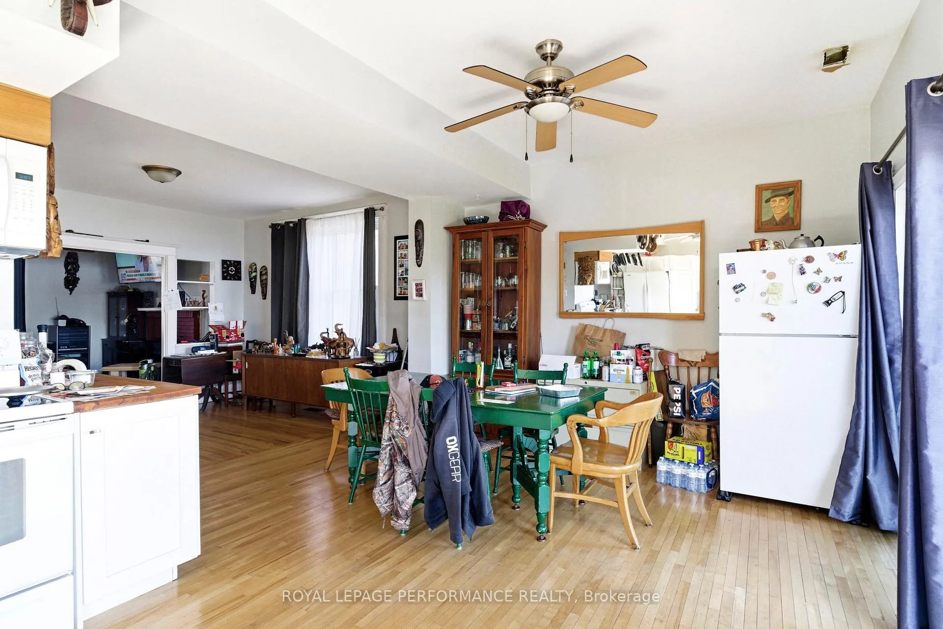Photo 8 of 1177 Montreal Road, Cornwall — HOMEH