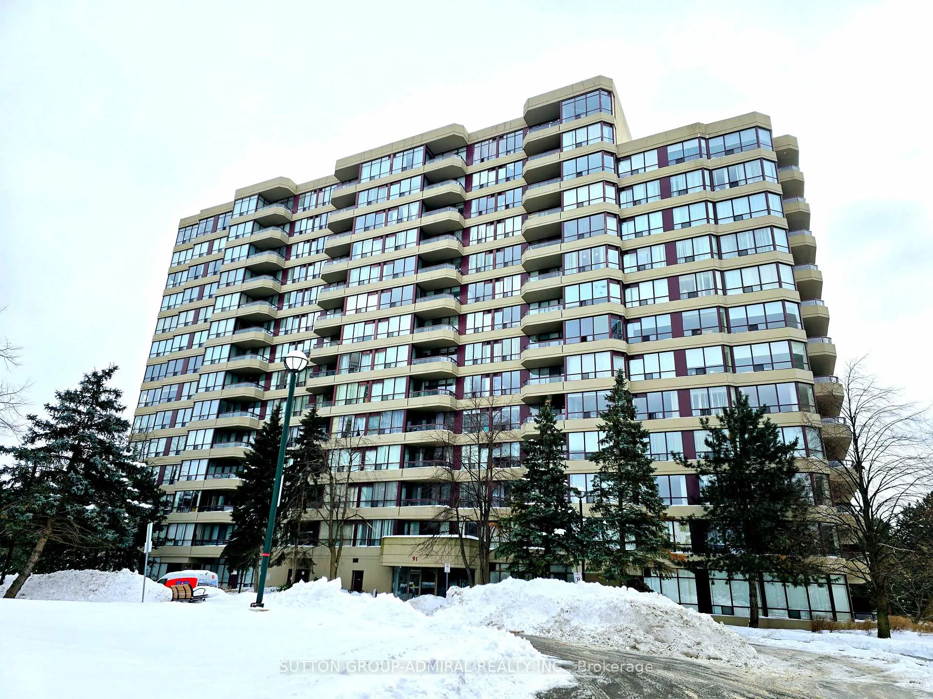 Photo 1 of Unit PH210, 91 Townsgate Drive, Vaughan, Crestwood-Springfarm-Yorkhill — HOMEH