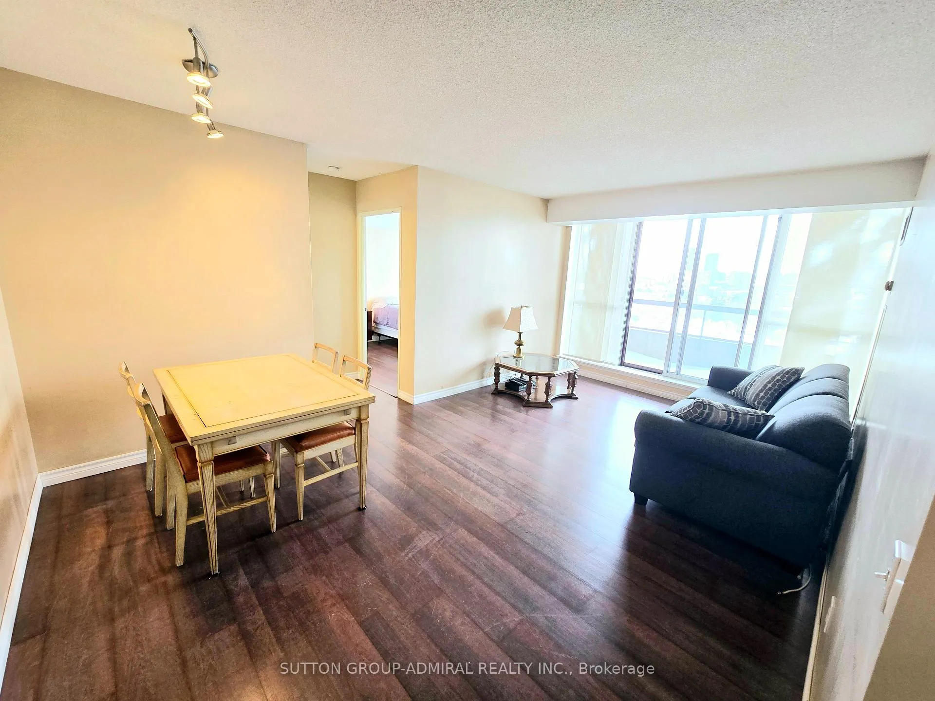 Photo 15 of Unit PH210, 91 Townsgate Drive, Vaughan, Crestwood-Springfarm-Yorkhill — HOMEH