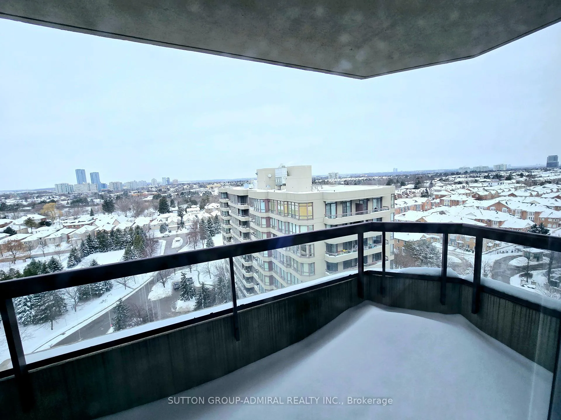 Photo 16 of Unit PH210, 91 Townsgate Drive, Vaughan, Crestwood-Springfarm-Yorkhill — HOMEH