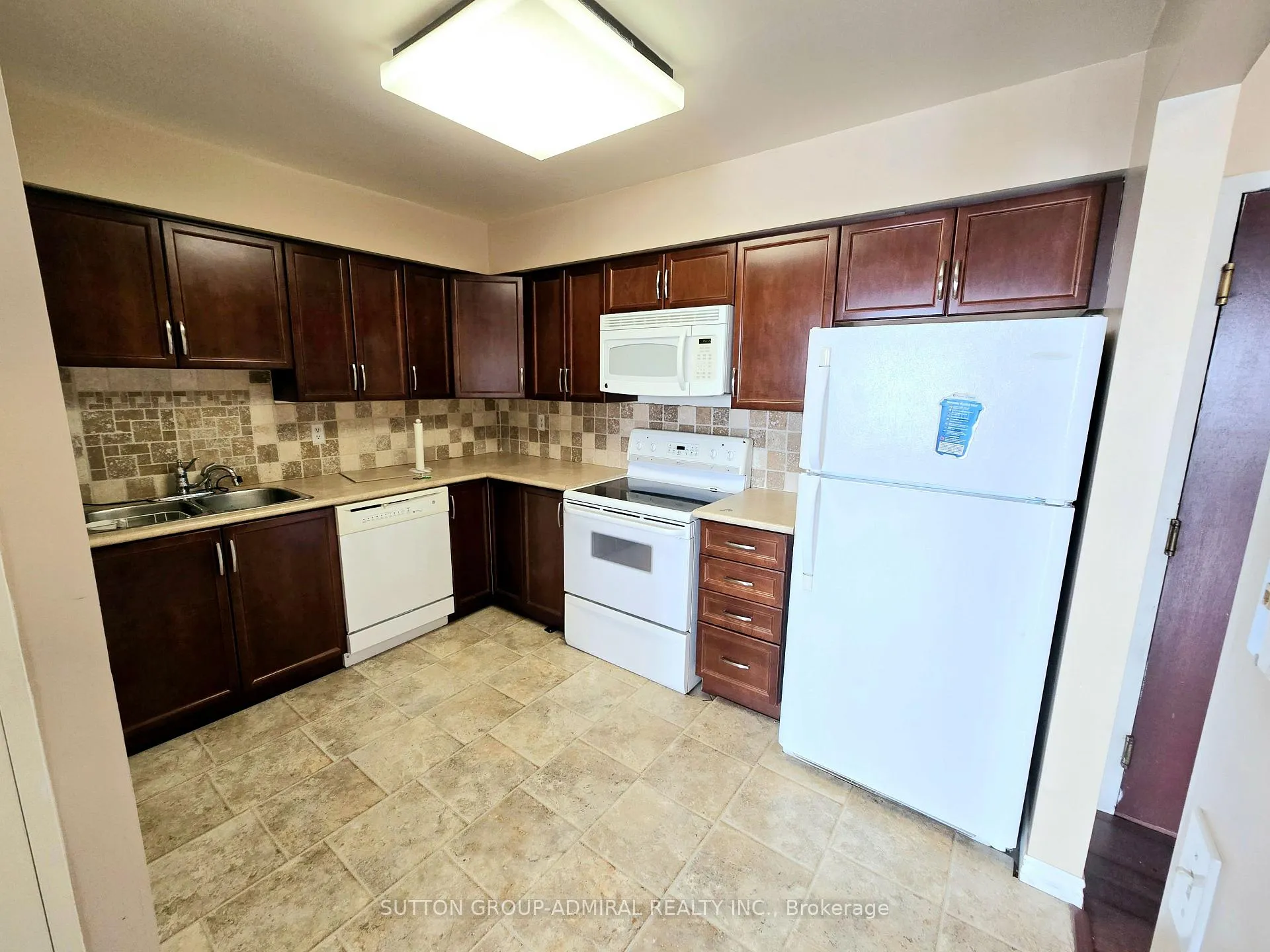 Photo 17 of Unit PH210, 91 Townsgate Drive, Vaughan, Crestwood-Springfarm-Yorkhill — HOMEH