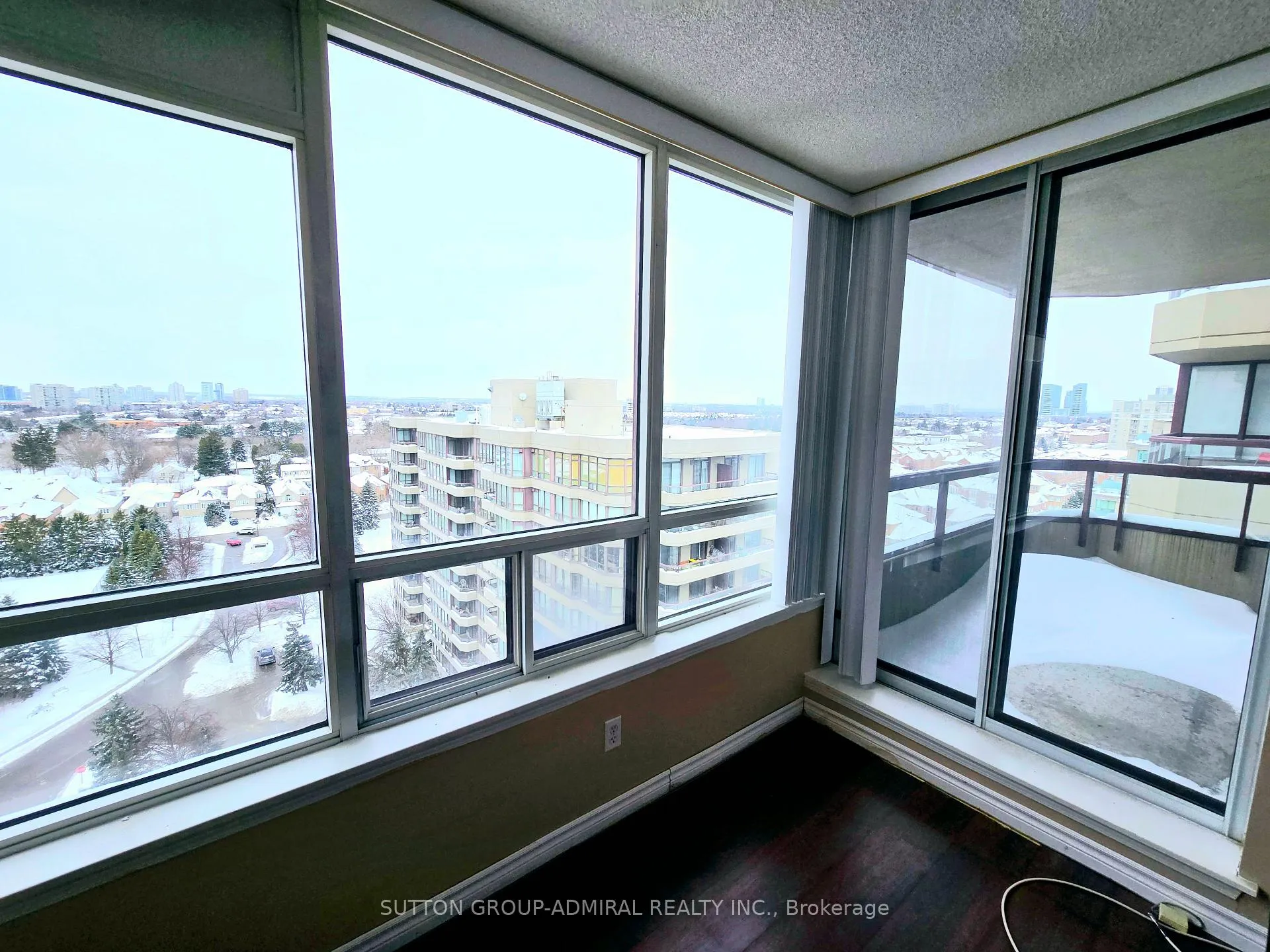 Photo 22 of Unit PH210, 91 Townsgate Drive, Vaughan, Crestwood-Springfarm-Yorkhill — HOMEH