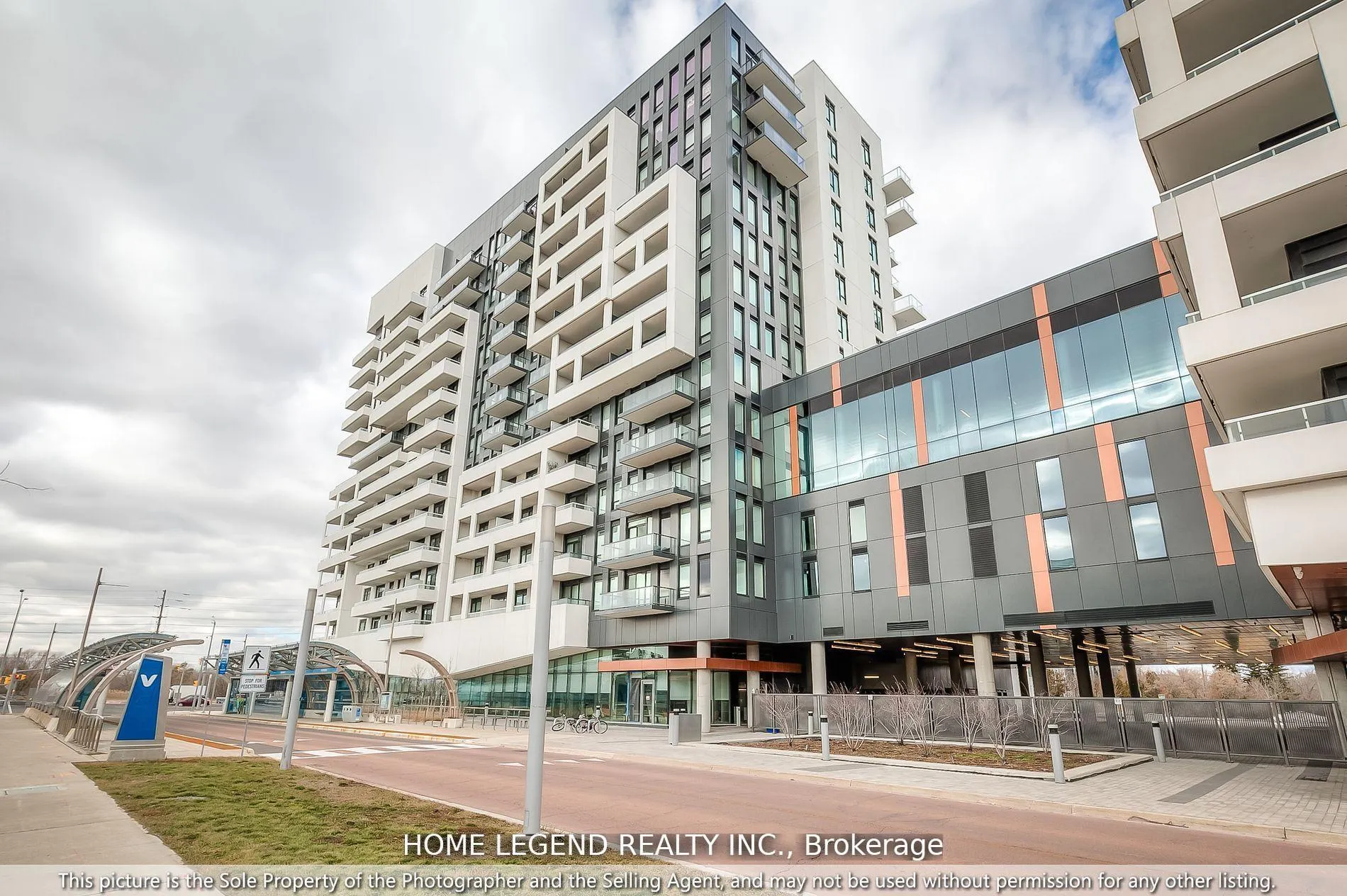 Photo 1 of Unit 315, 10 Rouge Valley Drive W, Markham, Unionville — HOMEH