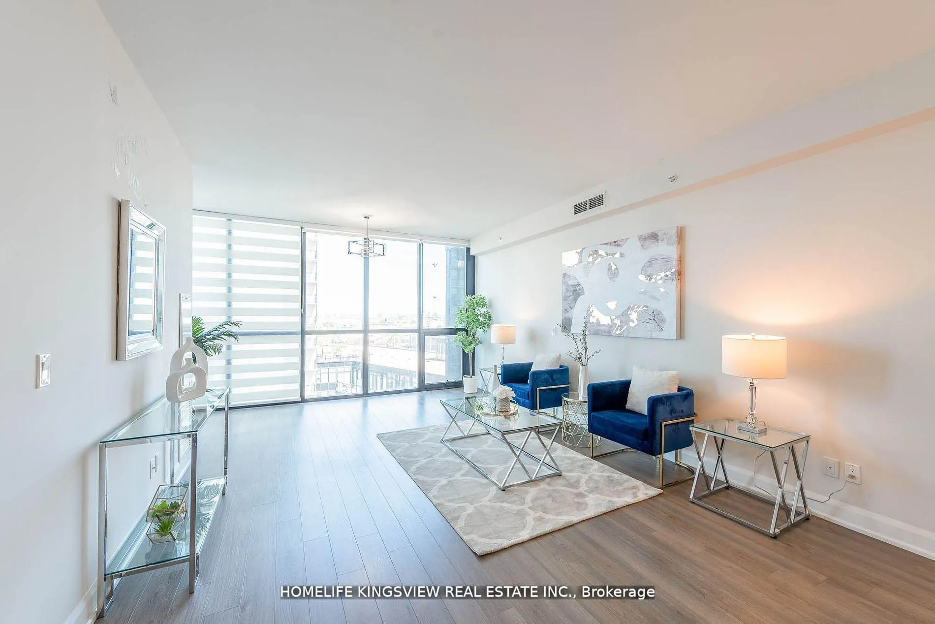 Photo 18 of Unit 808, 2910 Highway 7 Road W, Vaughan, Concord — HOMEH