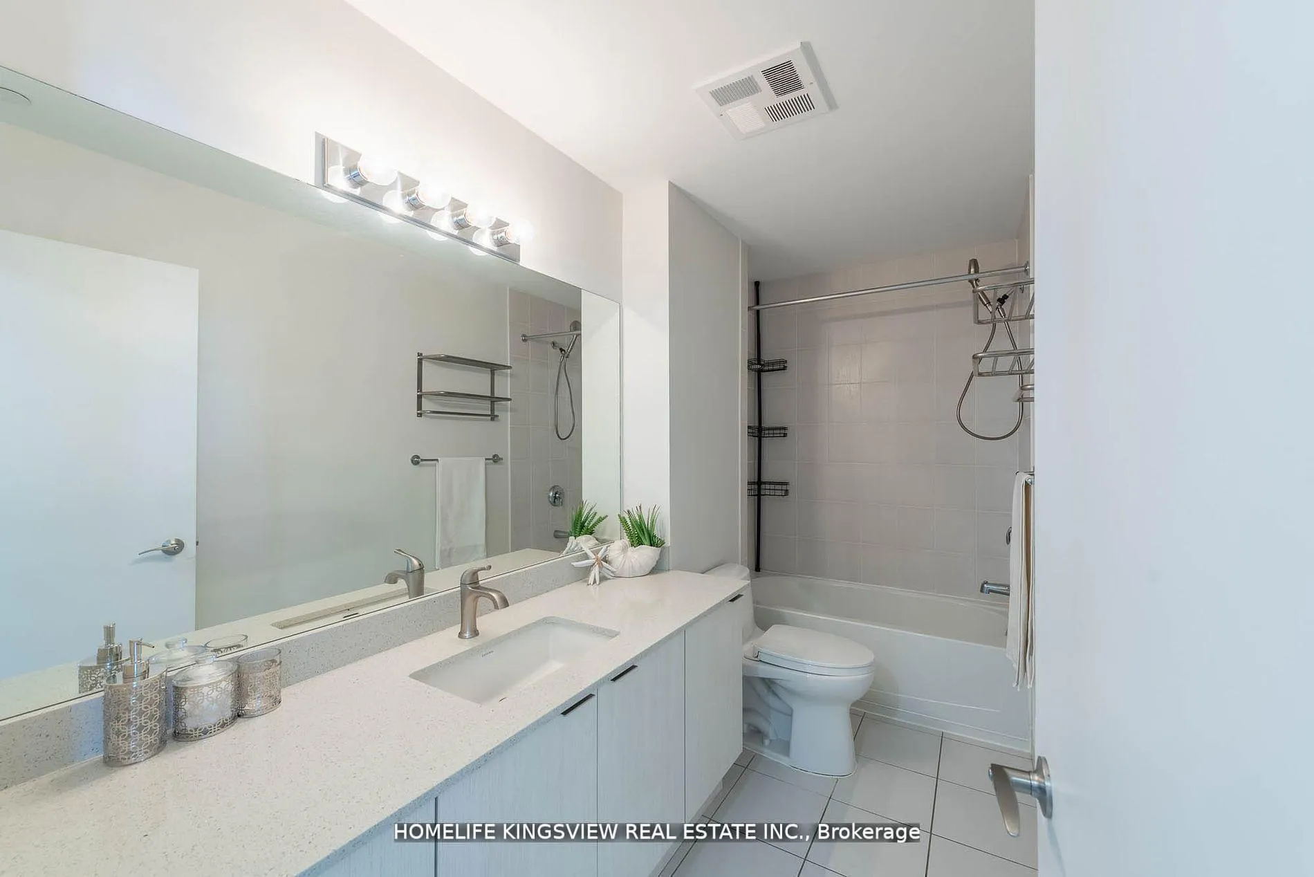 Photo 23 of Unit 808, 2910 Highway 7 Road W, Vaughan, Concord — HOMEH