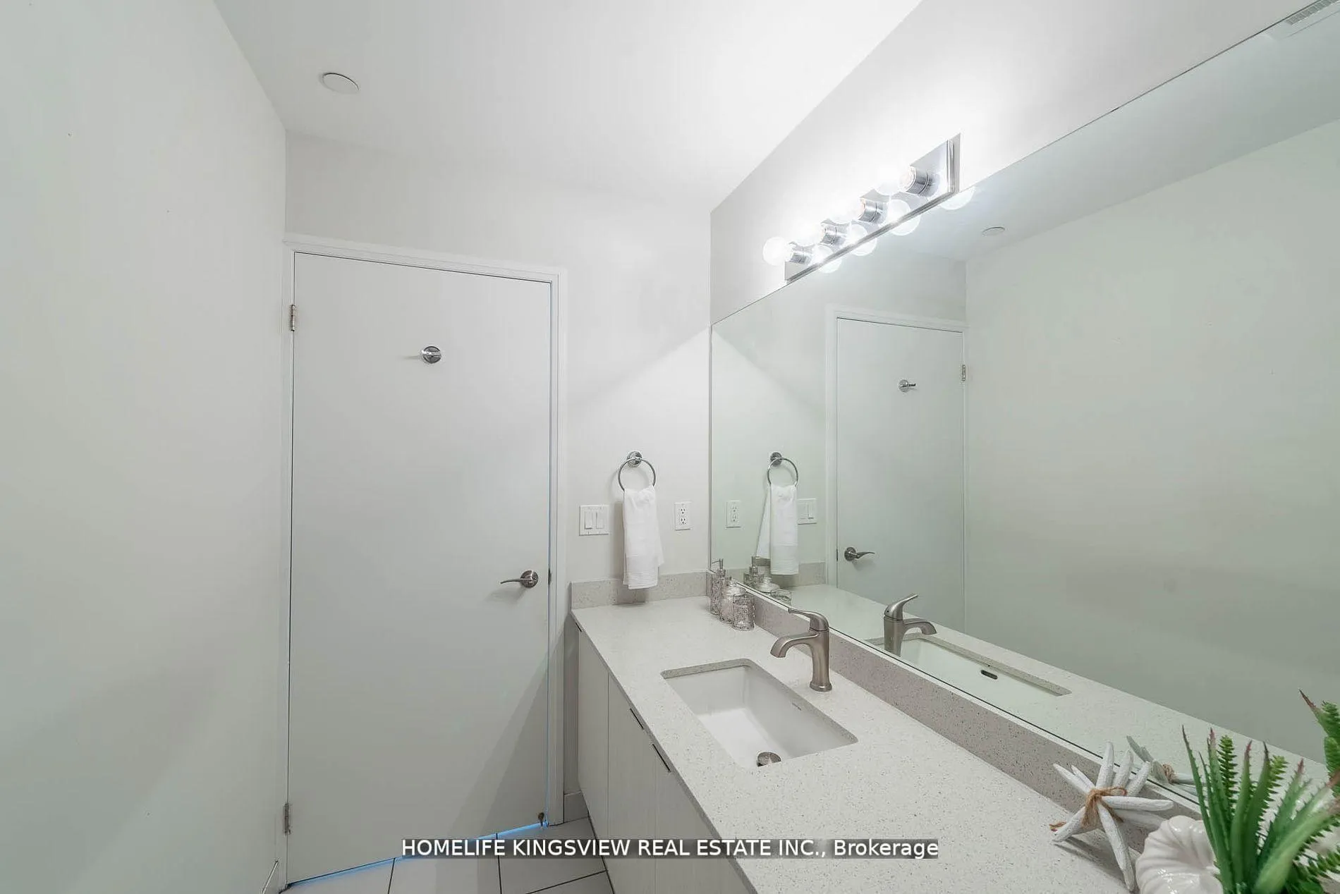 Photo 24 of Unit 808, 2910 Highway 7 Road W, Vaughan, Concord — HOMEH