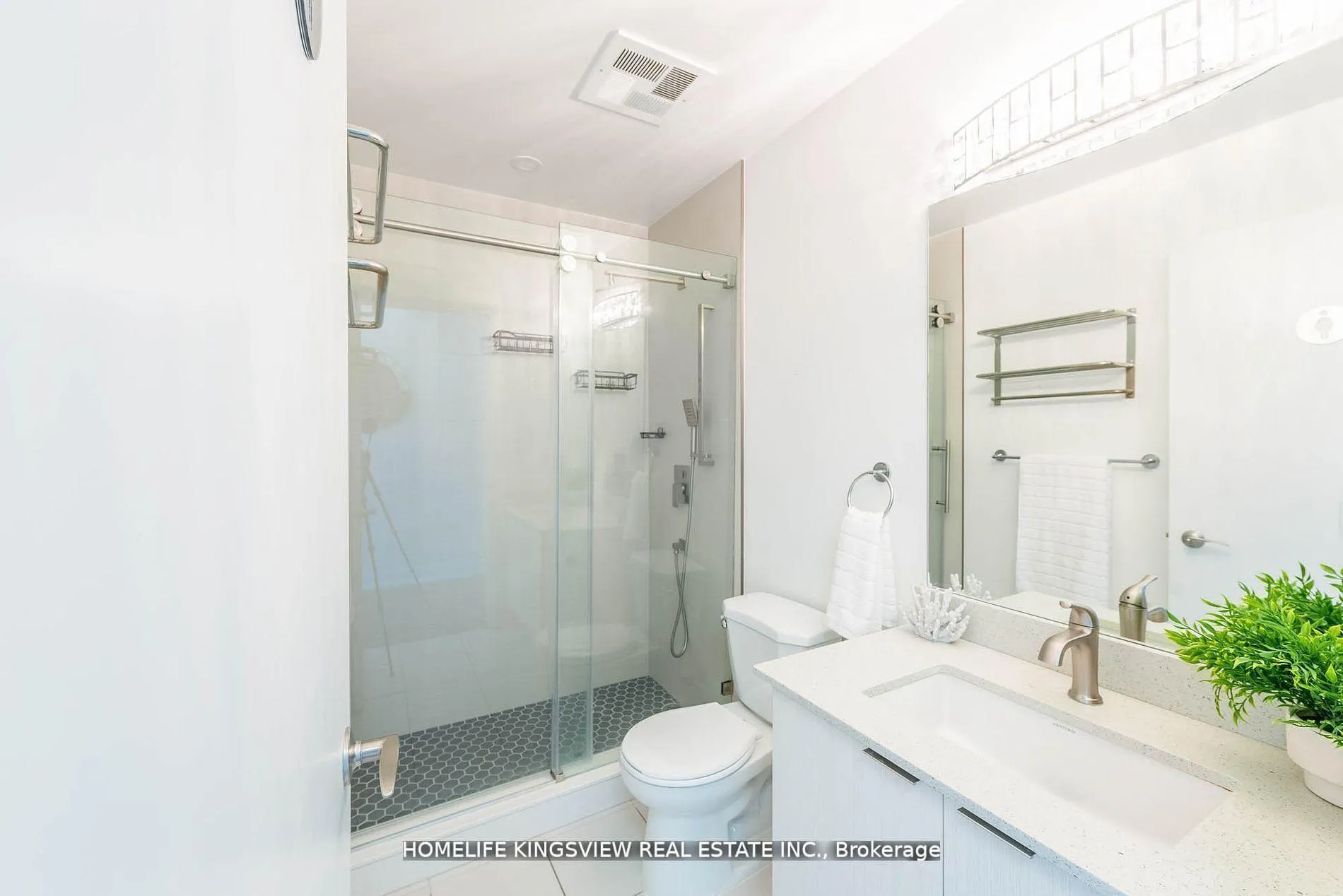 Photo 31 of Unit 808, 2910 Highway 7 Road W, Vaughan, Concord — HOMEH